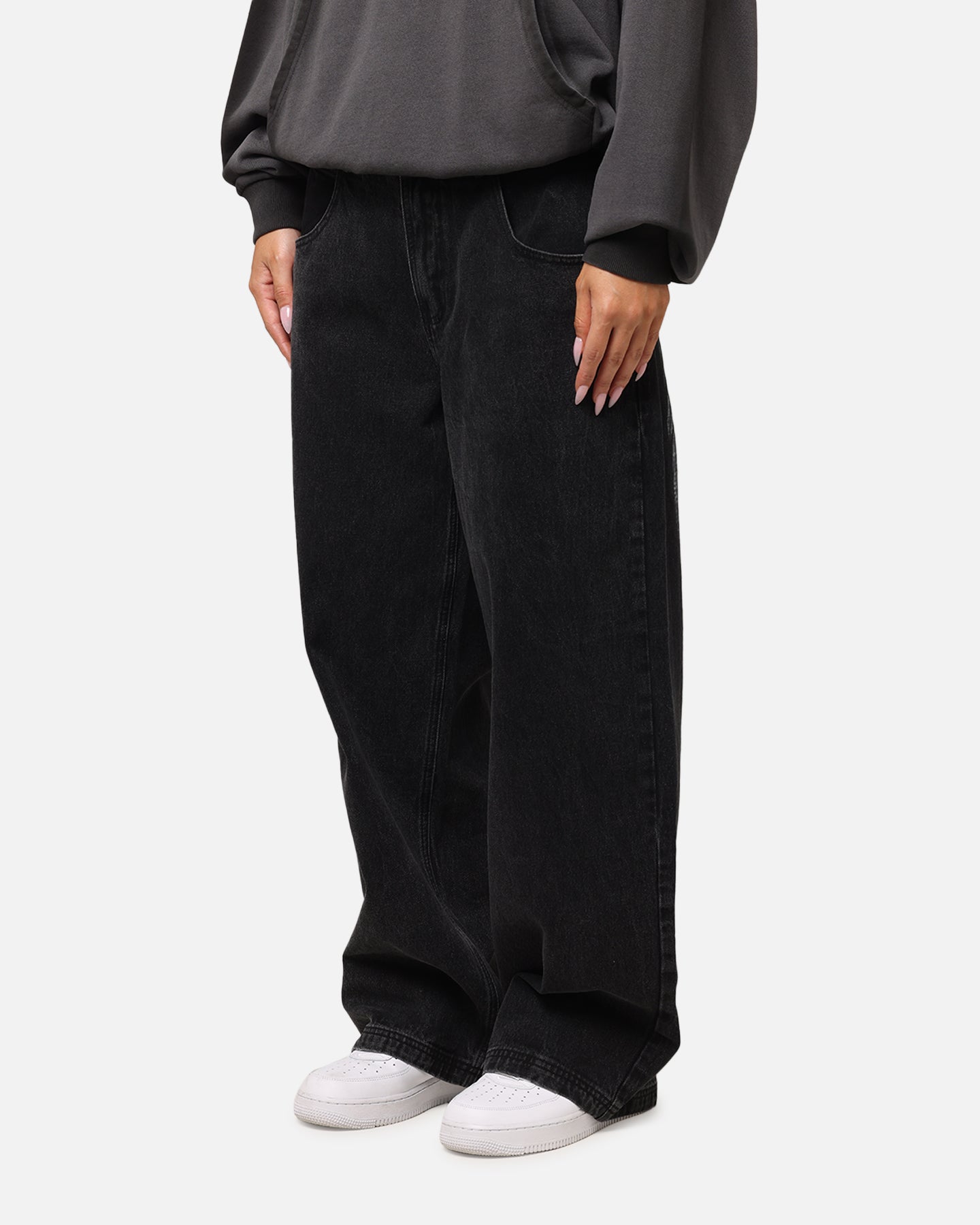 {product_title} - {shop_name}