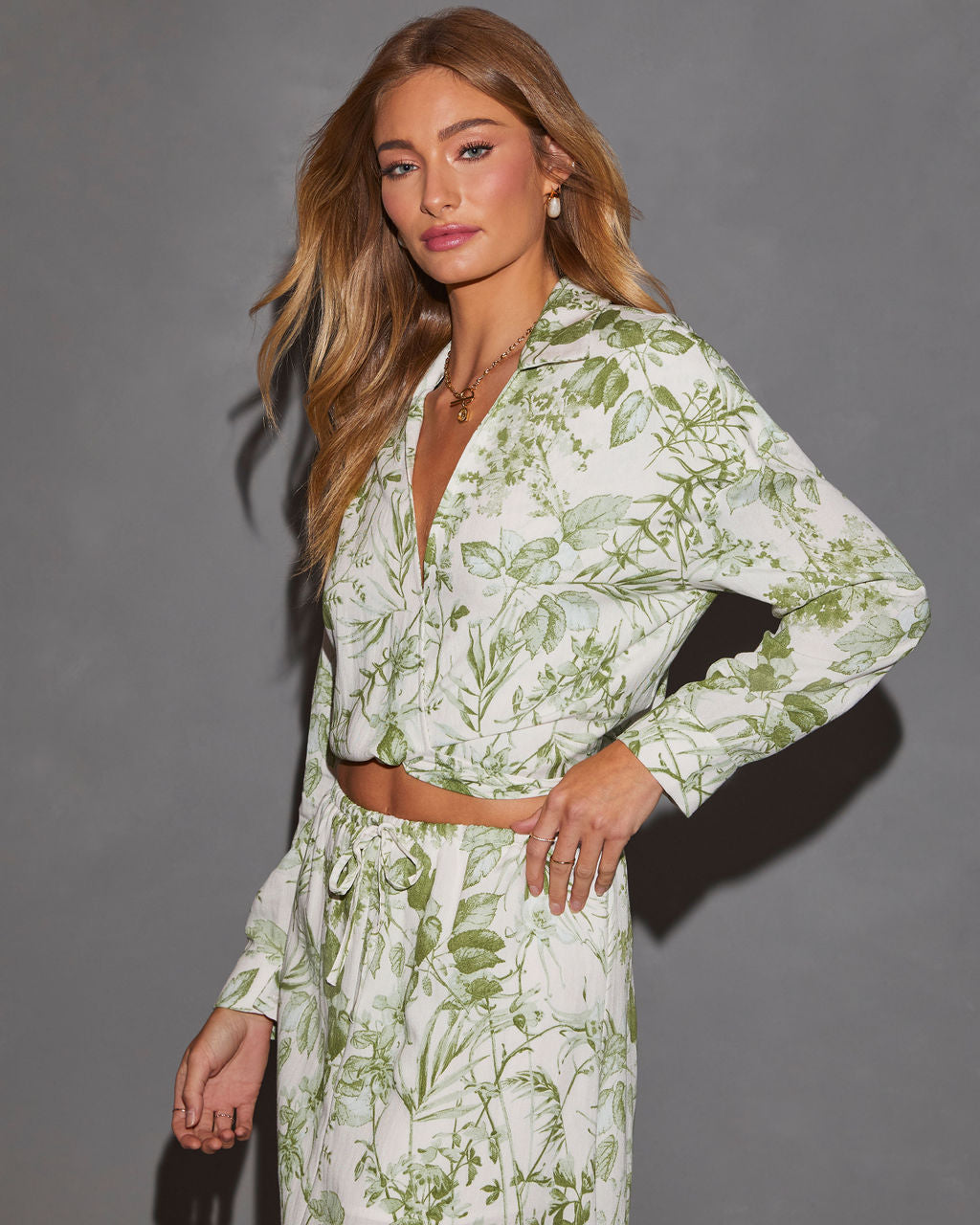 {product_title} - {shop_name}