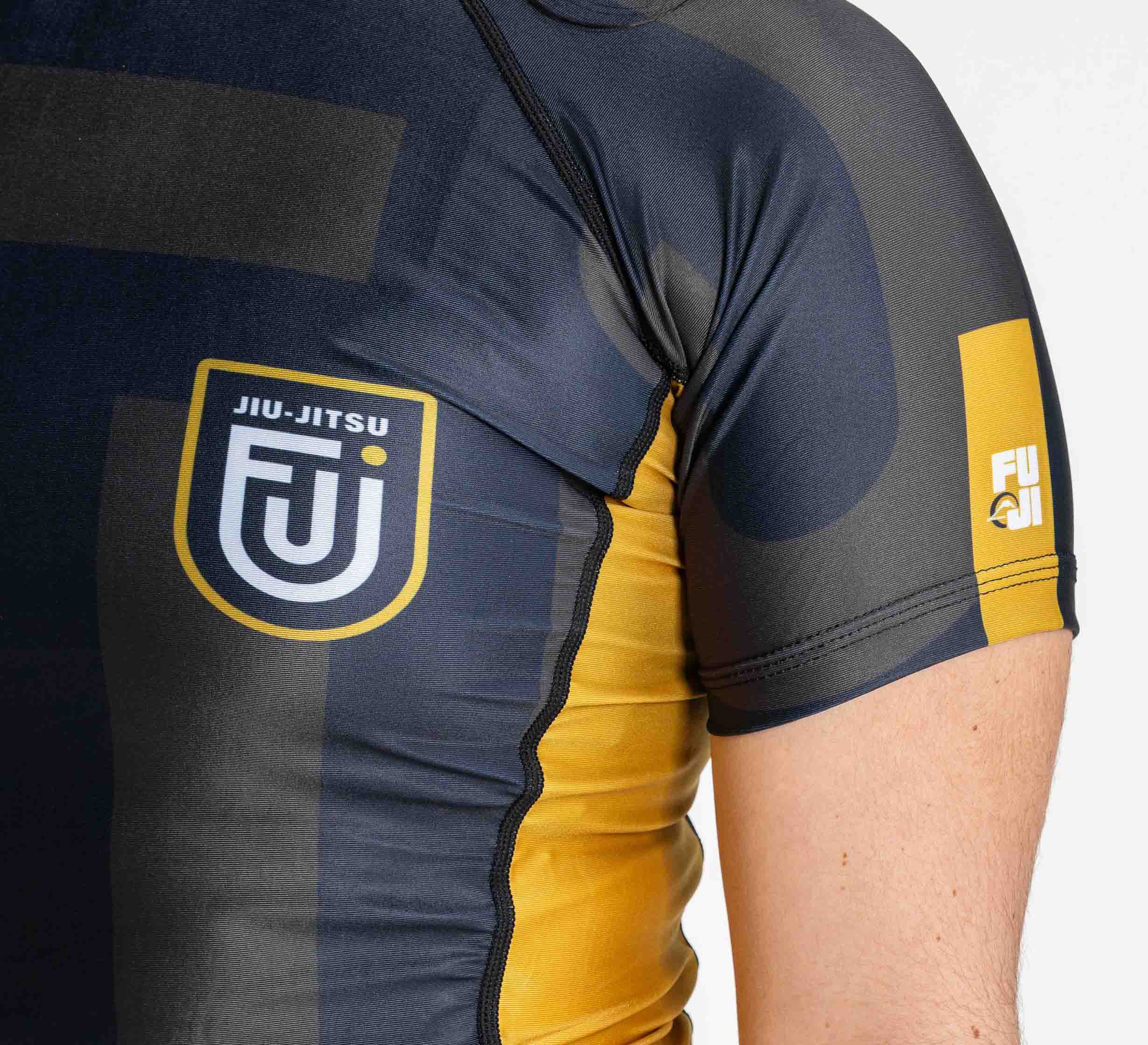 Womens Rebel Flex Lite Rashguard Black、mySite、gigharbornorthrealestate