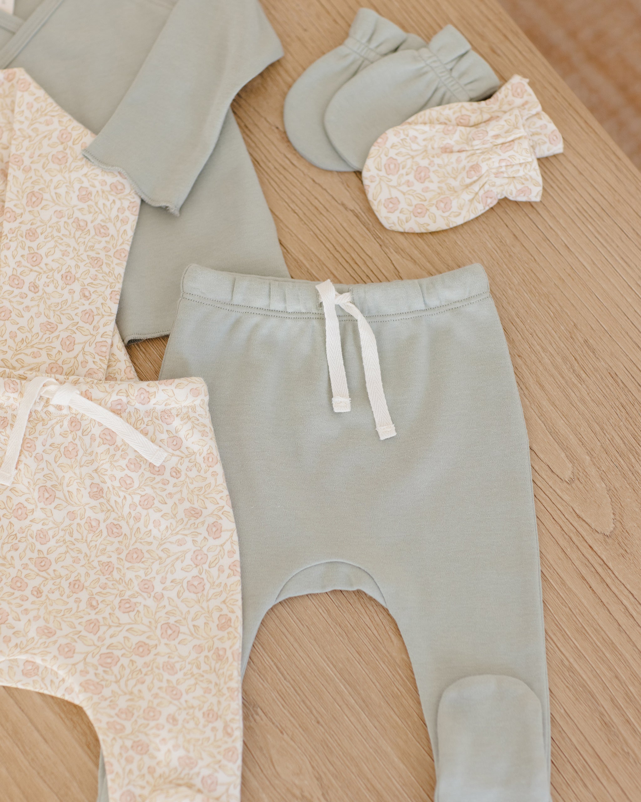  No Scratch Mittens, Set of 2 || Primrose, Natural、mySite、layawaytickets