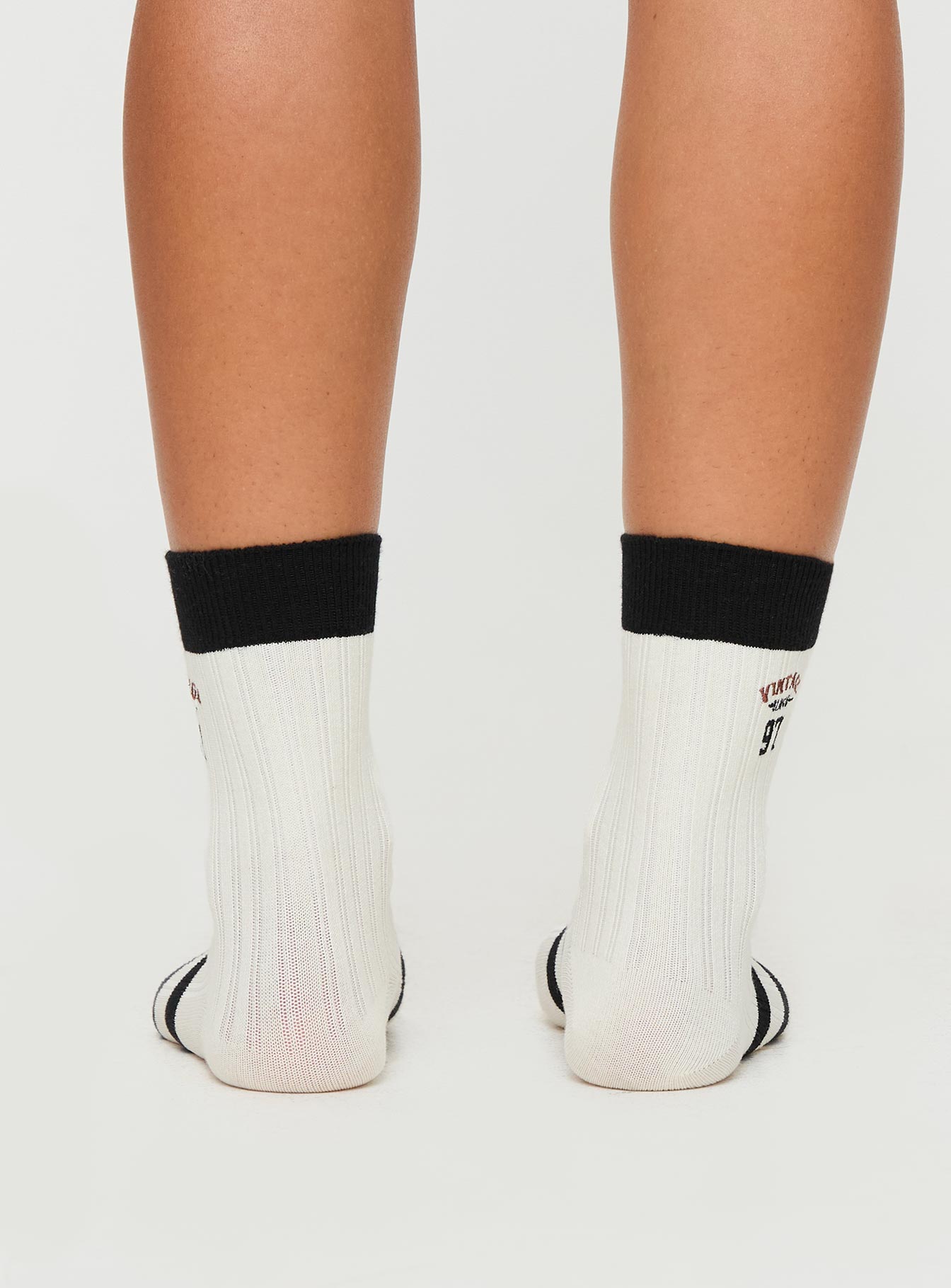 Benitaa Socks Multi、mySite、solidvoid