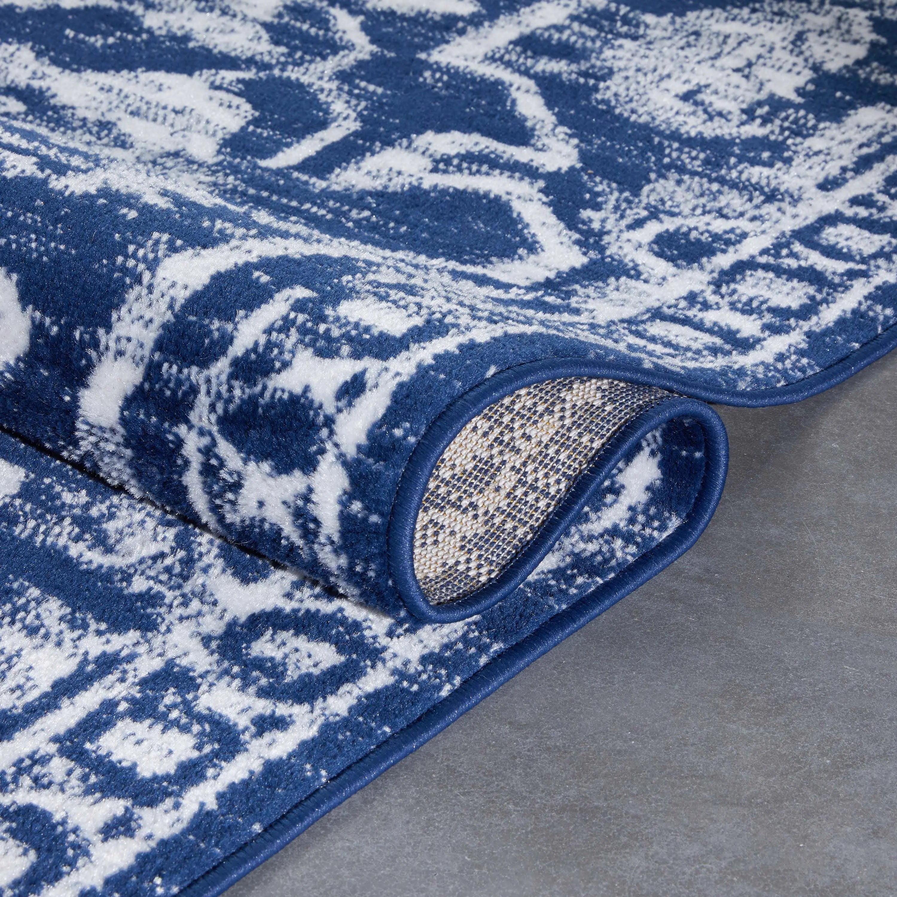 Disa Vintage Medallion Dark Blue Soft Rug By Chill Rugs、mySite、gigharbornorthrealestate