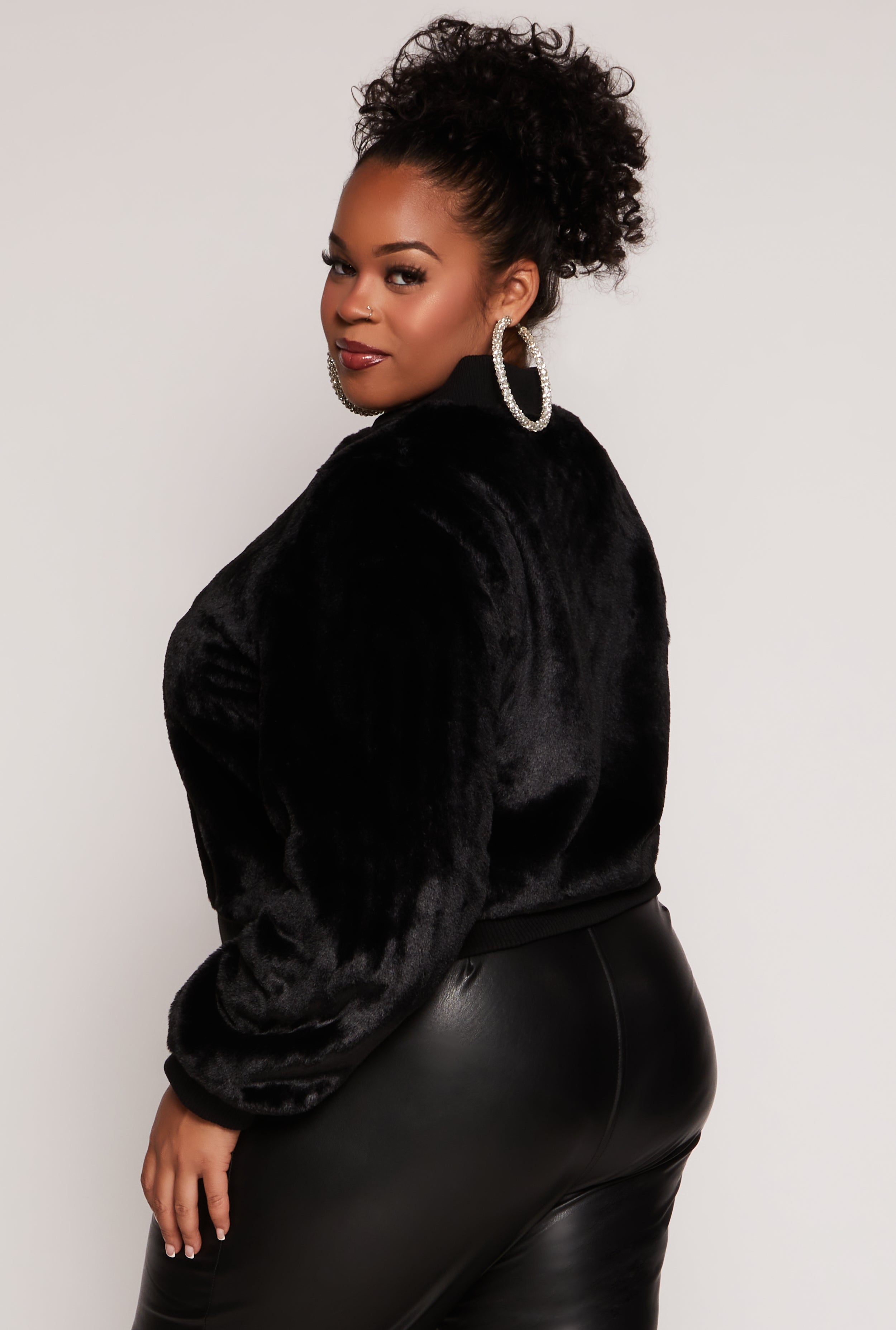 Plus Size Faux Fur Bomber Jacket、mySite、camillekostekn