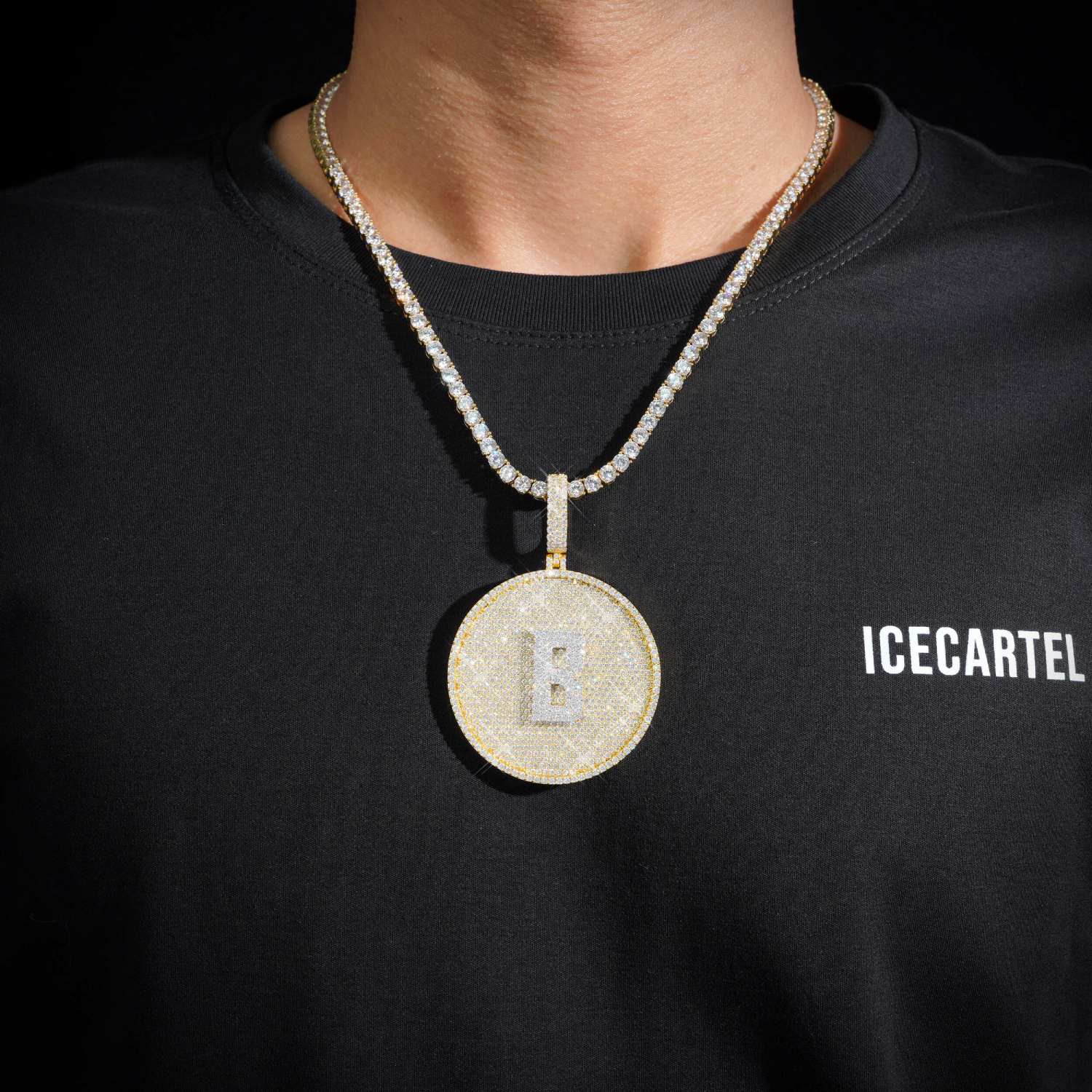 Custom B Moissanite Circle Pendant 14K Gold、mySite、hinf8tx79