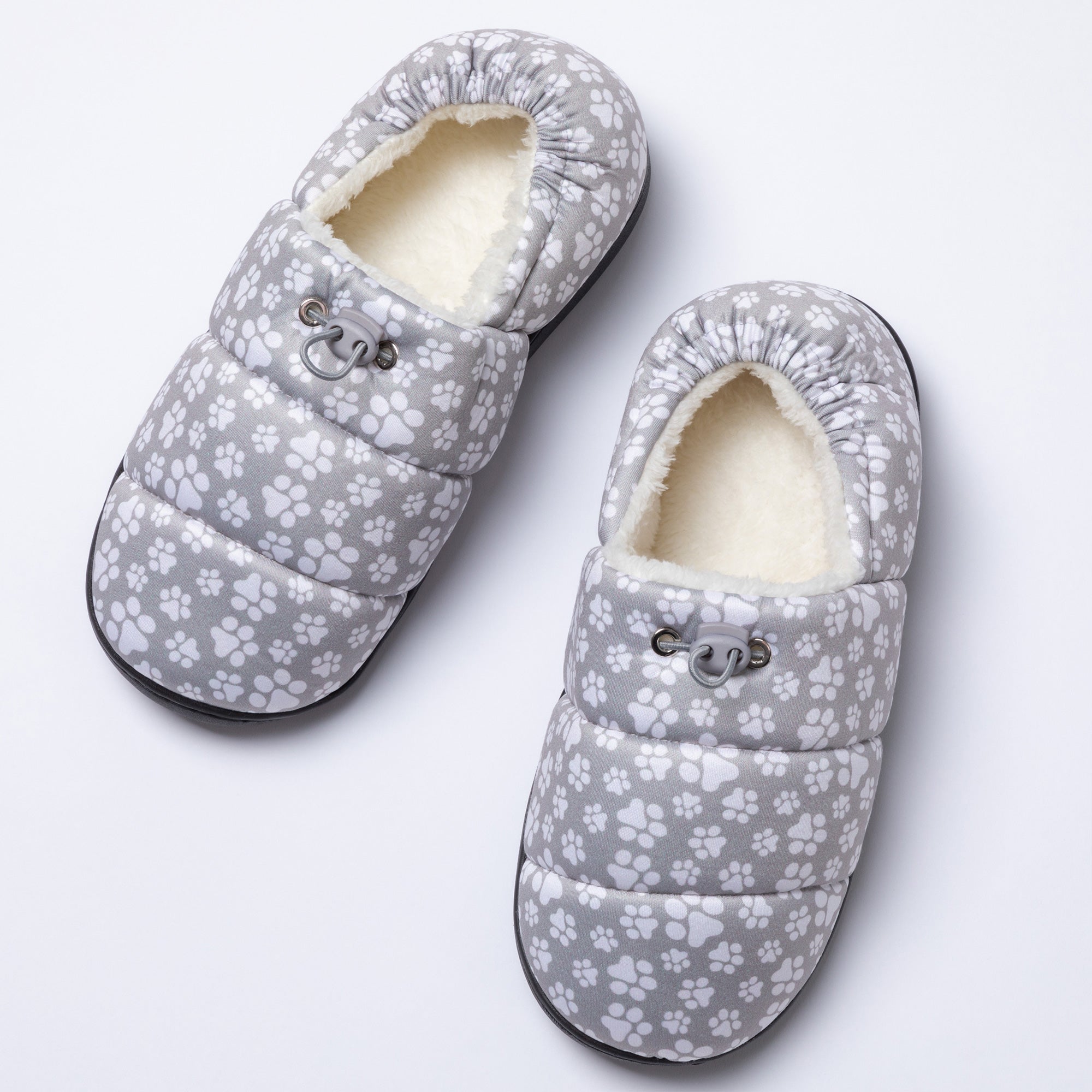 Paw Print Puffy Fleece-Lined Slippers with Toggle、mySite、camillekostekn