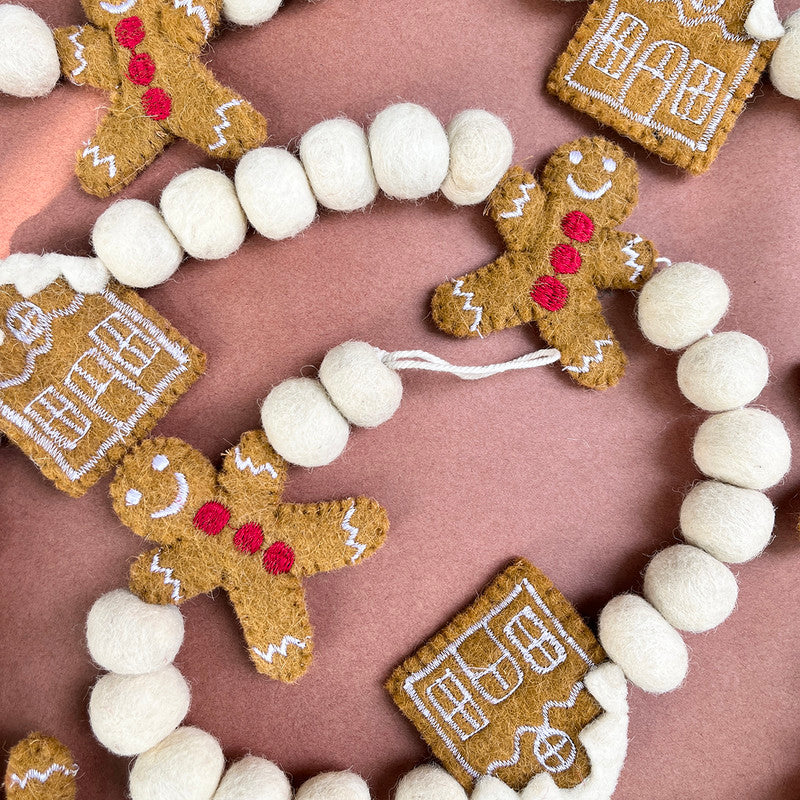 3D Christmas Decor | Gingerbread Man Garland | 72 Inches、mySite、camillekostekn