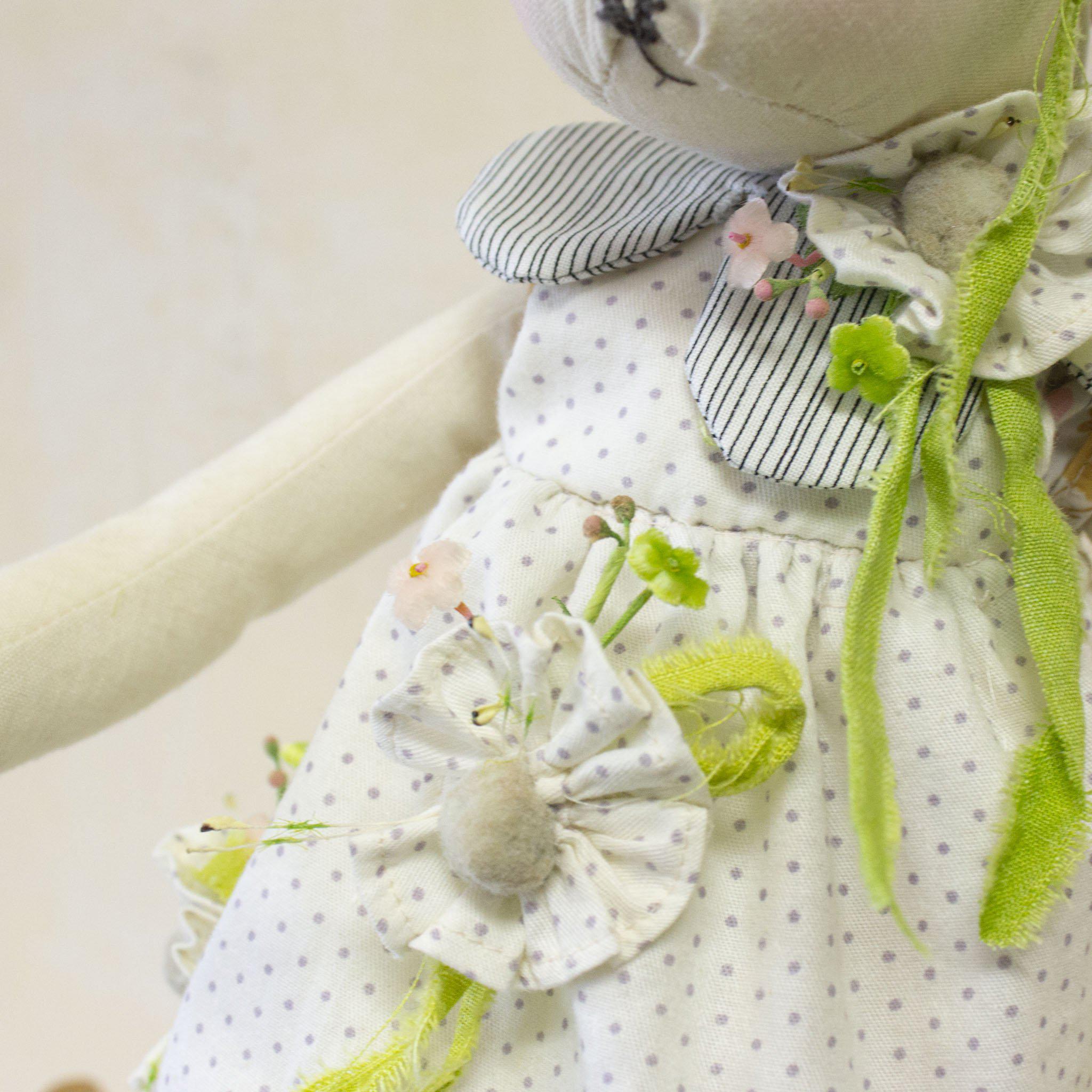 RETIRED - Hutch Studio - Tall Tillie - One Of A Kind Bunny、mySite、g9winljtr