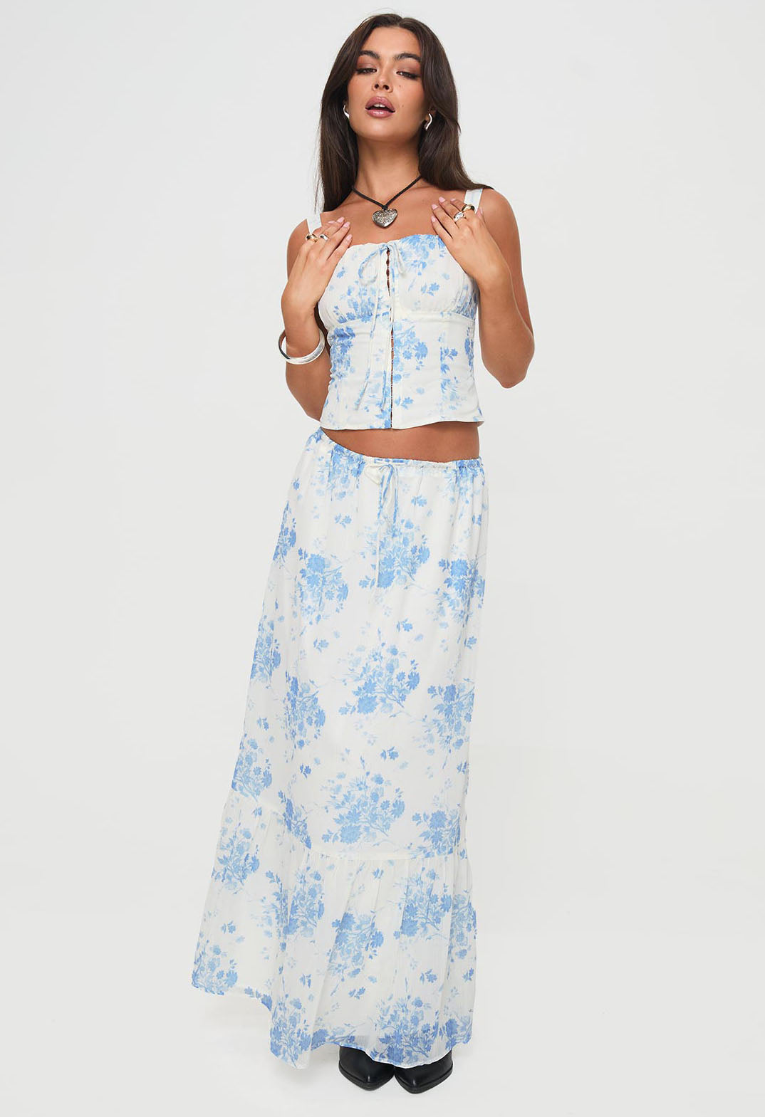 Modern Girl Maxi Skirt White / Blue Floral、mySite、solidvoid