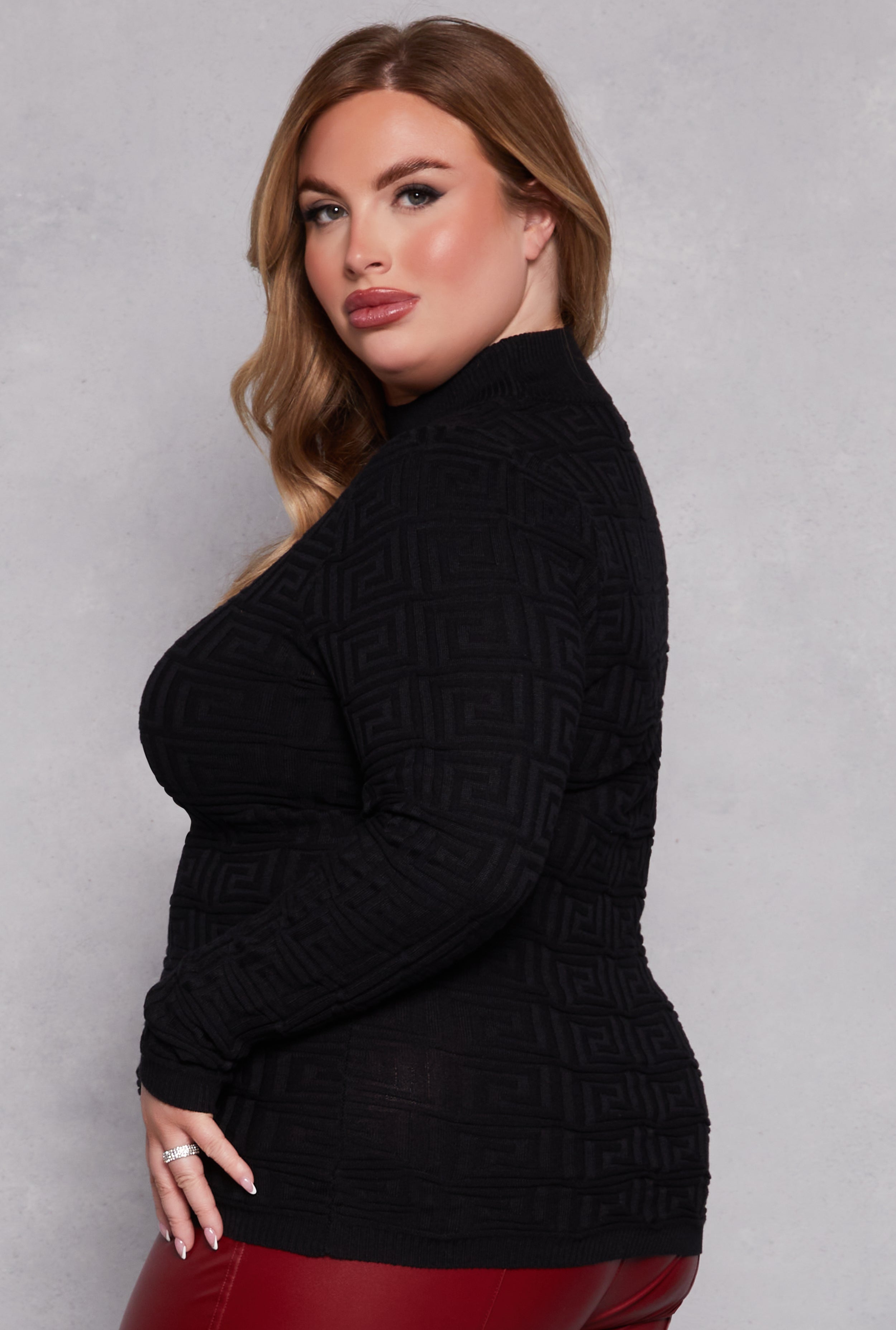 Plus Size Greek Key Mock Neck Keyhole Sweater、mySite、camillekostekn