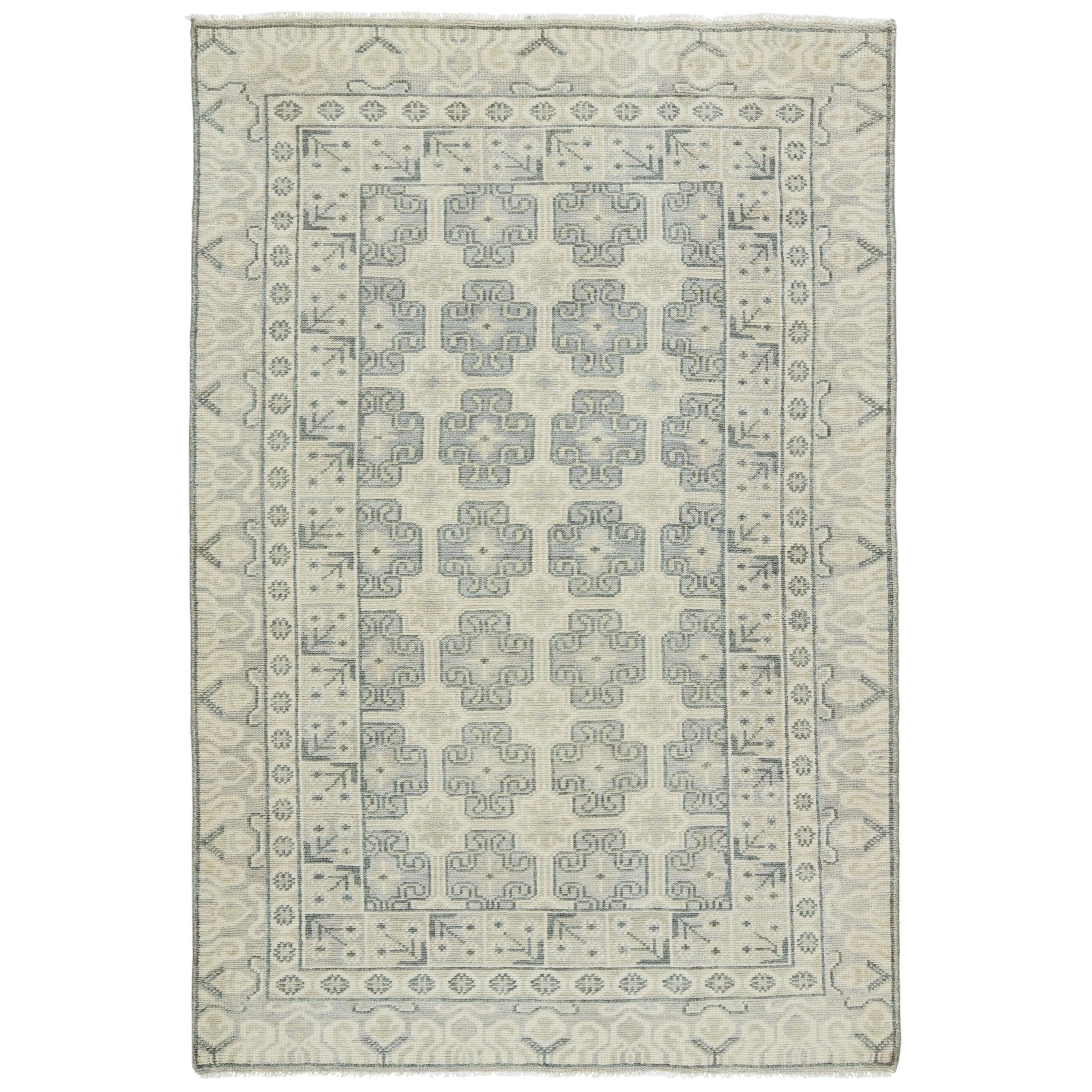 Stage Hand-Knotted Bordered Ivory Green Area Rug、mySite、gigharbornorthrealestate
