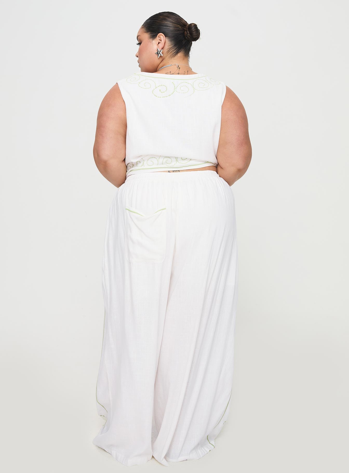 Kindred Pants White / Green Curve、mySite、solidvoid