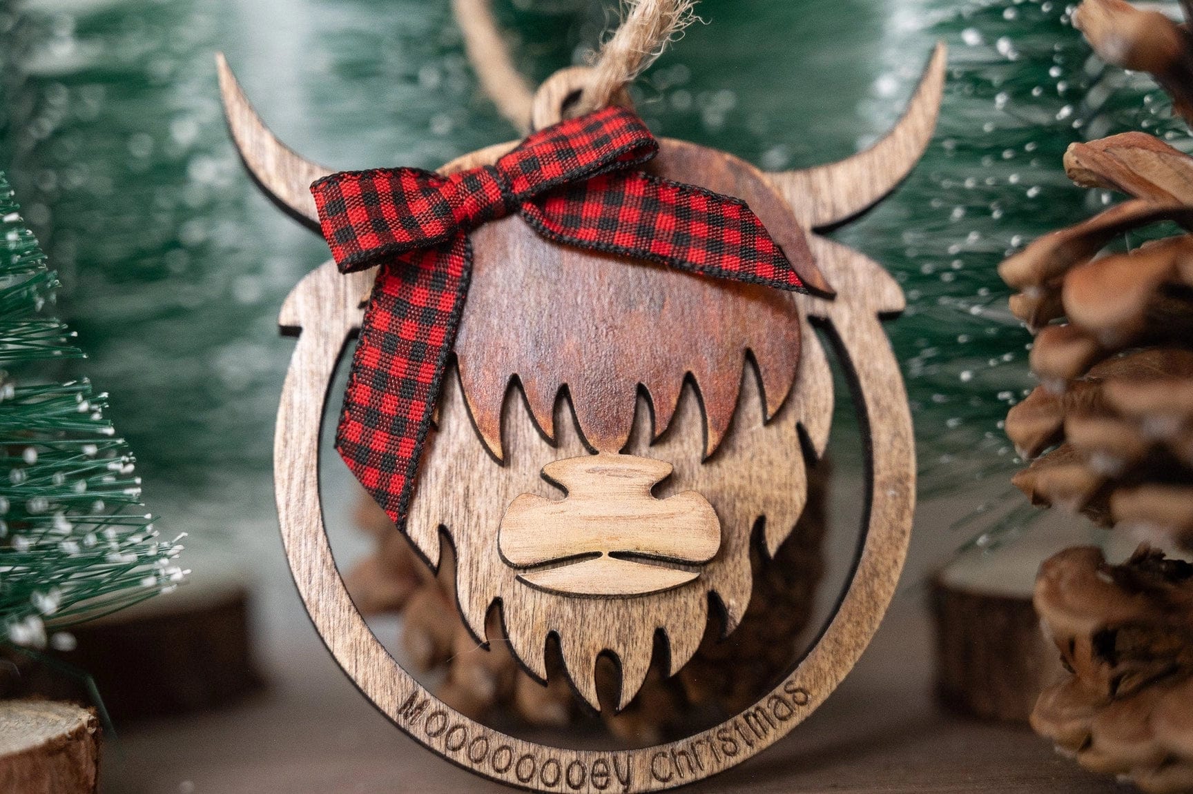 Highland Cow Ornament - Mooooey Christmas Cow Ornament - Wooden Farmhouse Ornament、mySite、g9winljtr