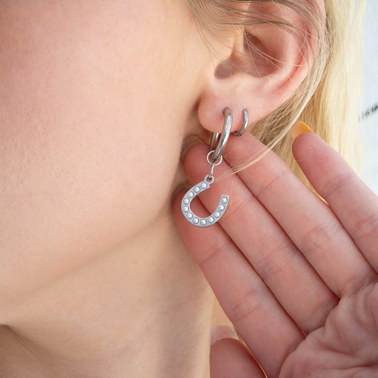 18K Gold PVD Stainless Steel Pearl Horseshoe Charm / PDL0251、mySite、dreamappss