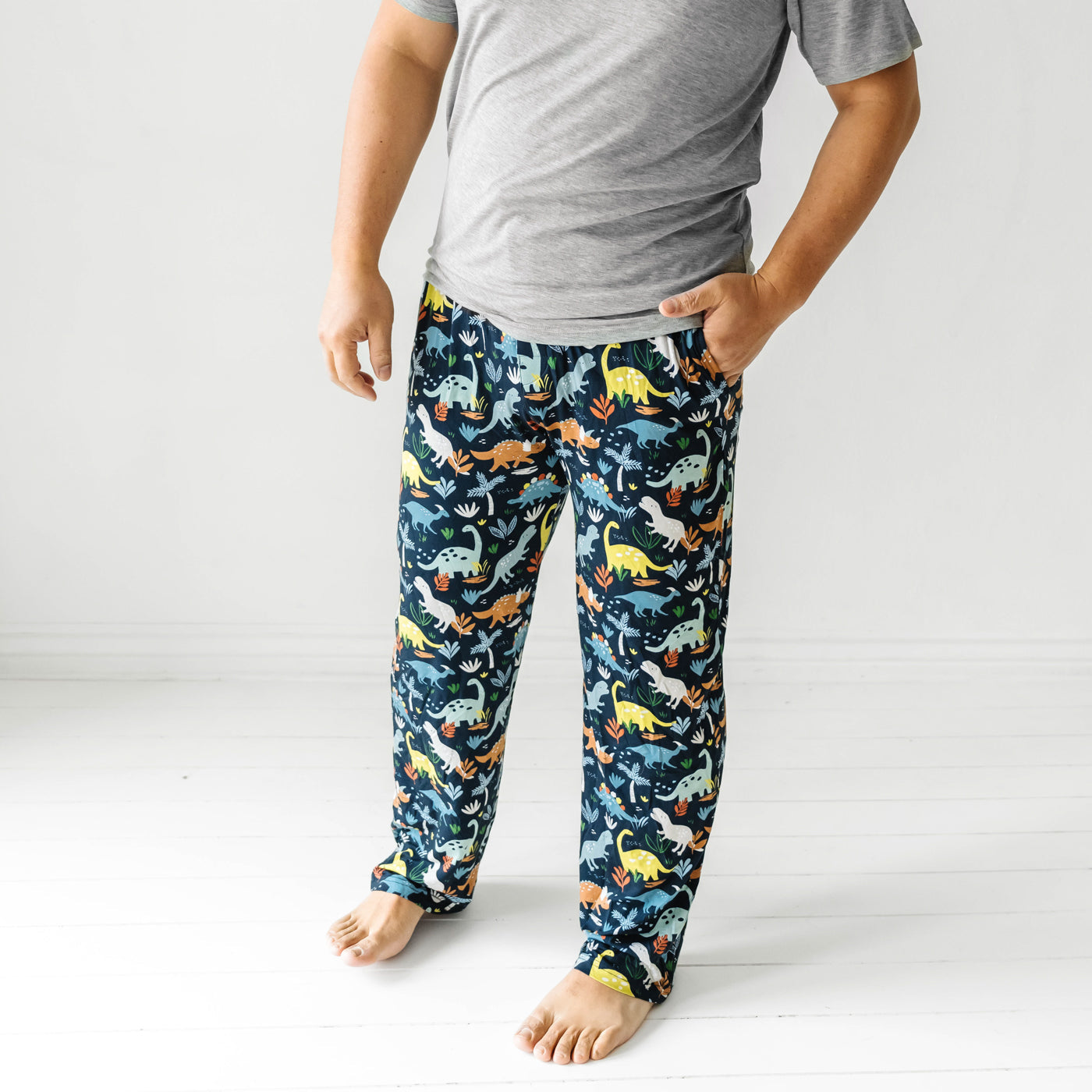  Navy Jurassic Jungle Men's Pajama Pants、mySite、layawaytickets