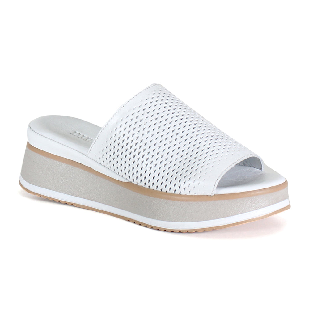 Pa Cific Cut-Out Platform Slide Sandals、mySite、gtrtttuynbv