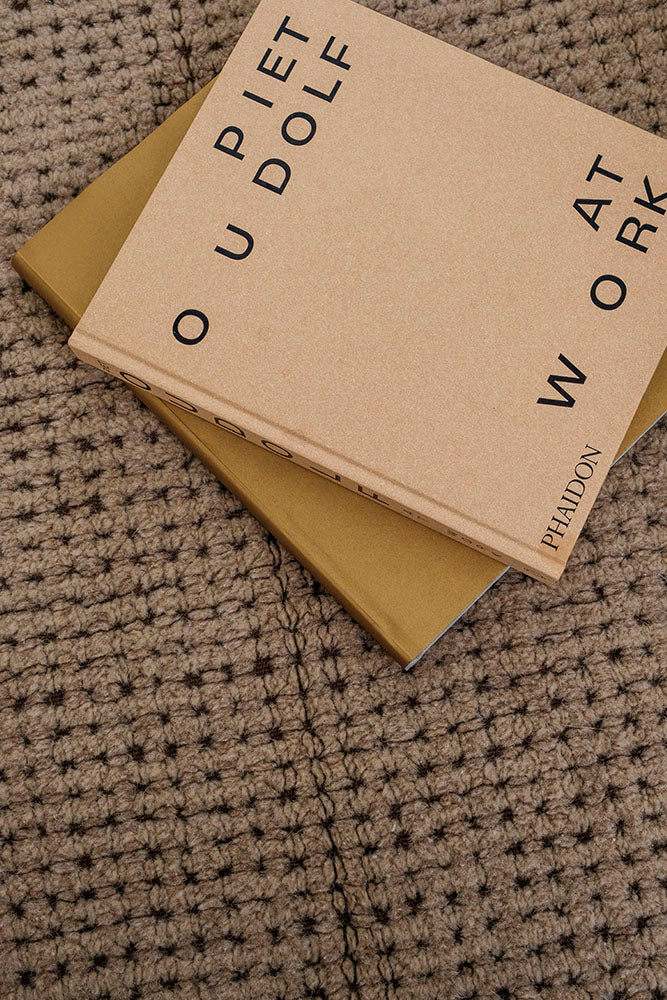 Wool Area Rug Blur、mySite、gigharbornorthrealestate