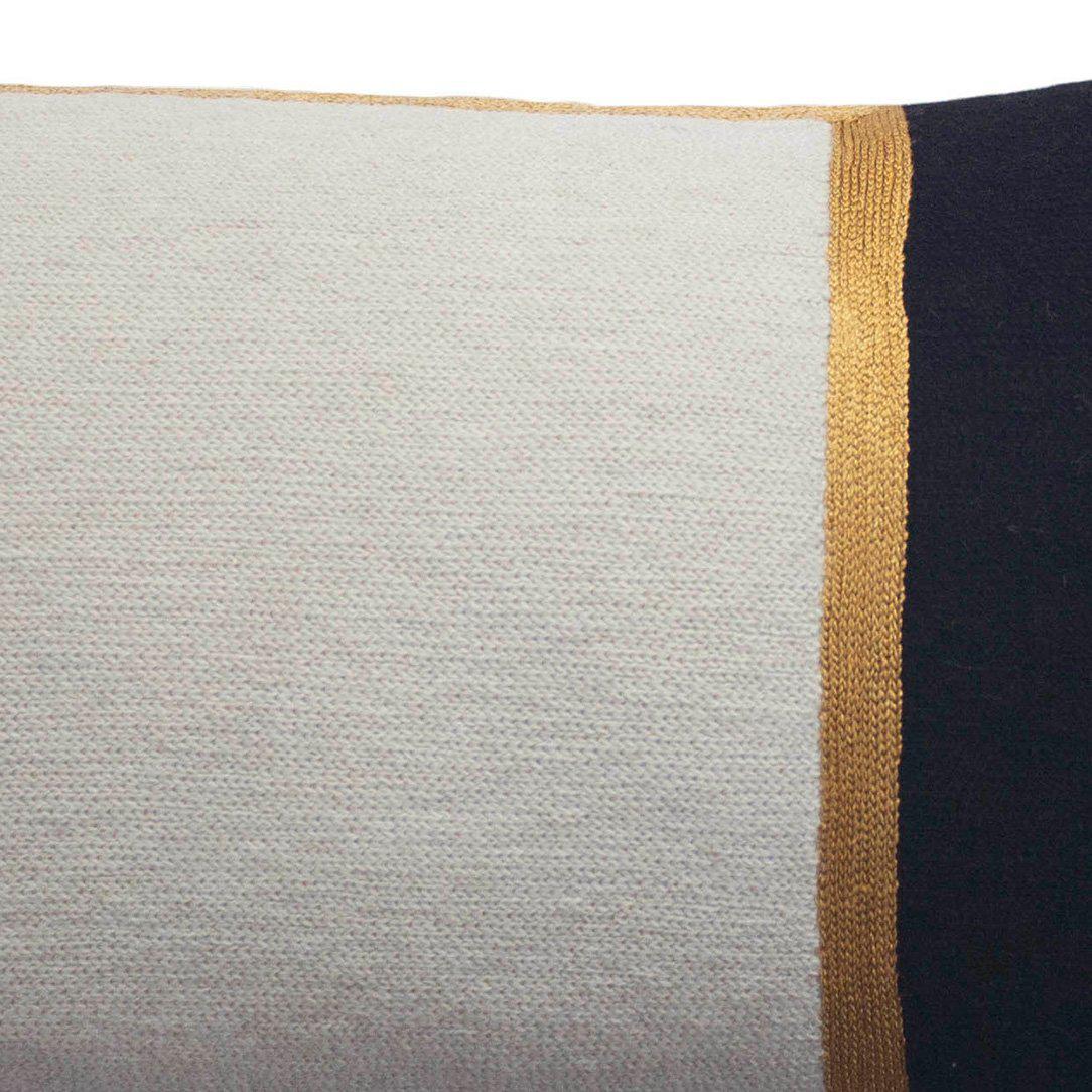 Nicole Ivory/Ebony Pillow、mySite、gigharbornorthrealestate