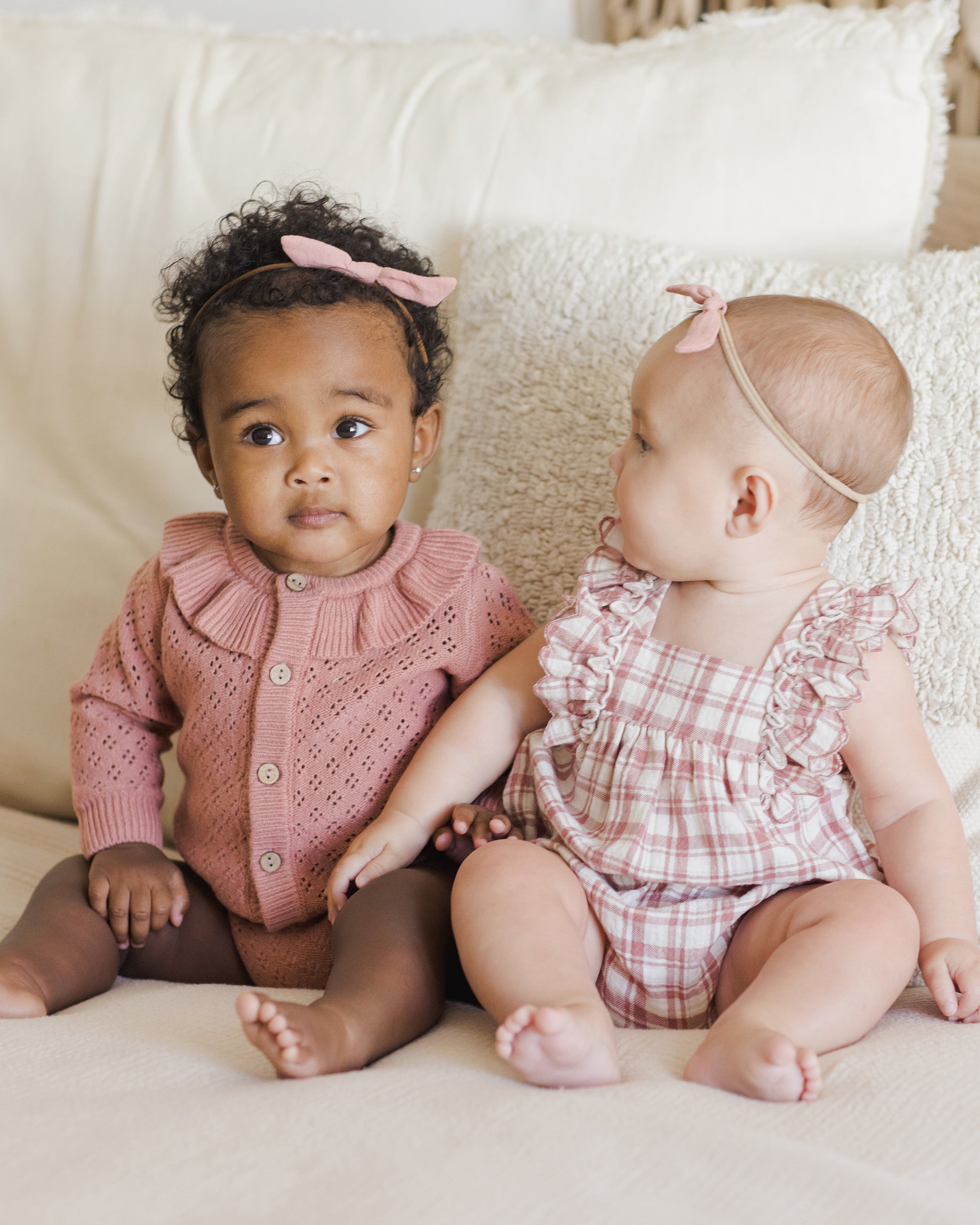  Ruffle Collar Cardigan || Lipstick、mySite、layawaytickets