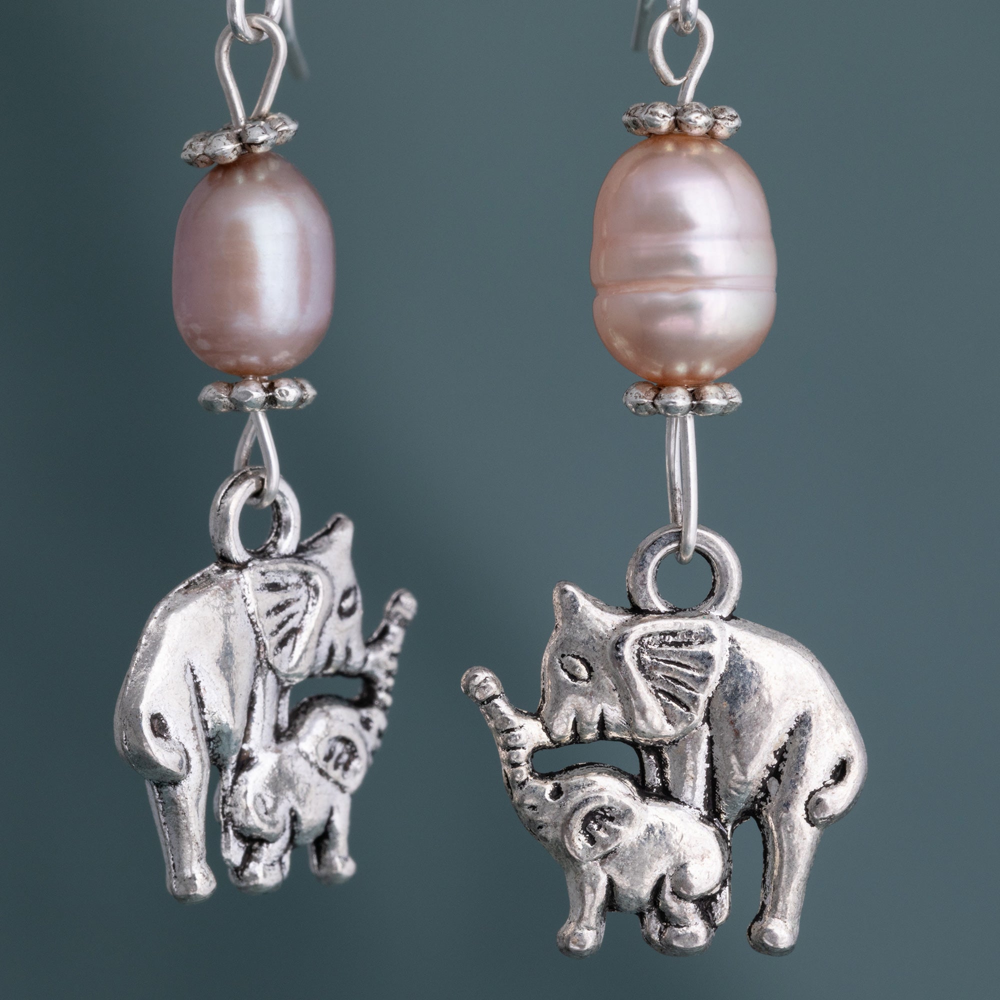Sweet Elephants Dangling Earrings & Stones、mySite、camillekostekn