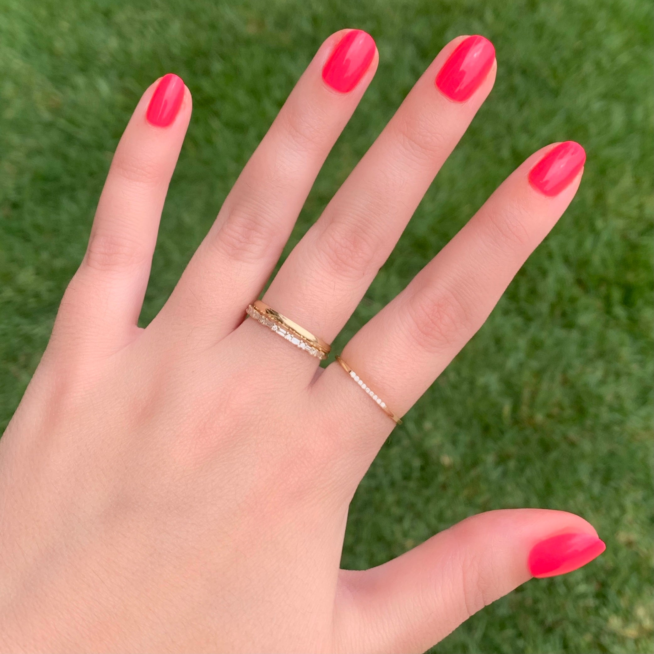 Hot Strawberry | Round | Extra Short、mySite、solidvoid