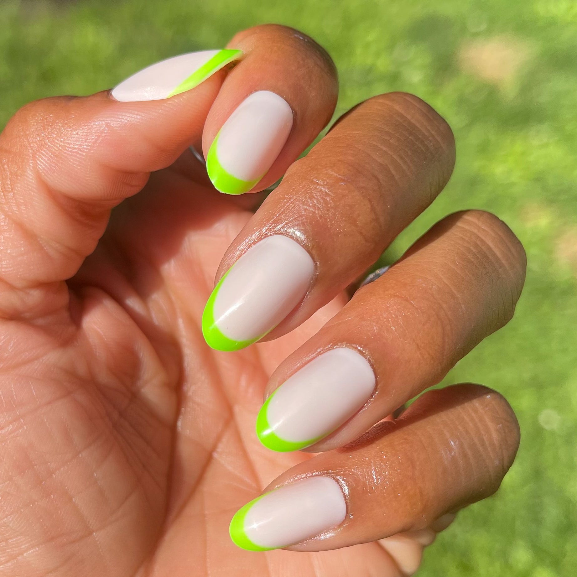 Neon Lime French | Oval | Medium、mySite、solidvoid