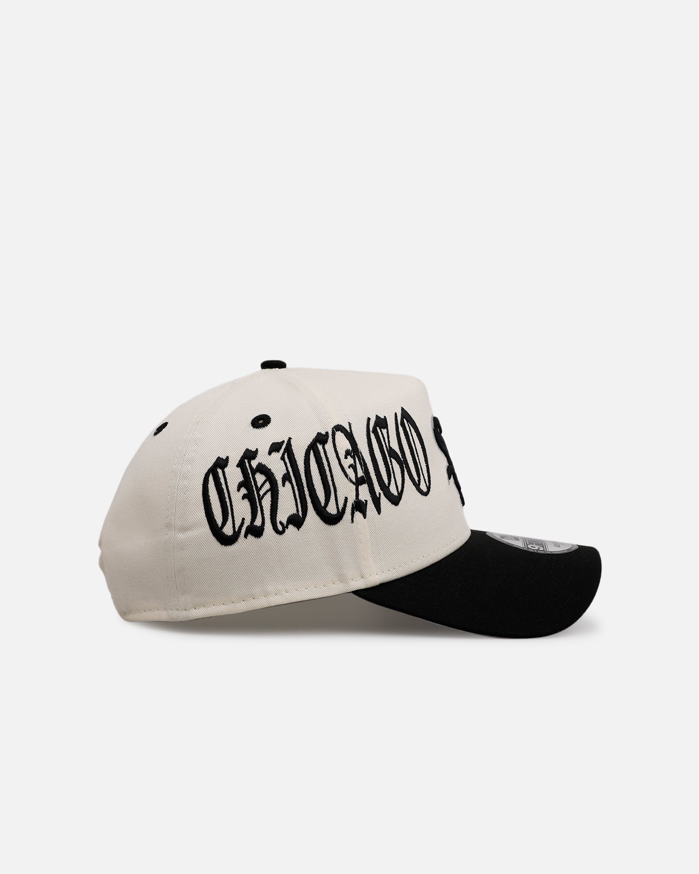 New Era Chicago White Sox 'Gothic Script Two Tone' 9FORTY A-Frame Snapback Chrome/Black、mySite、zt4zffjzw