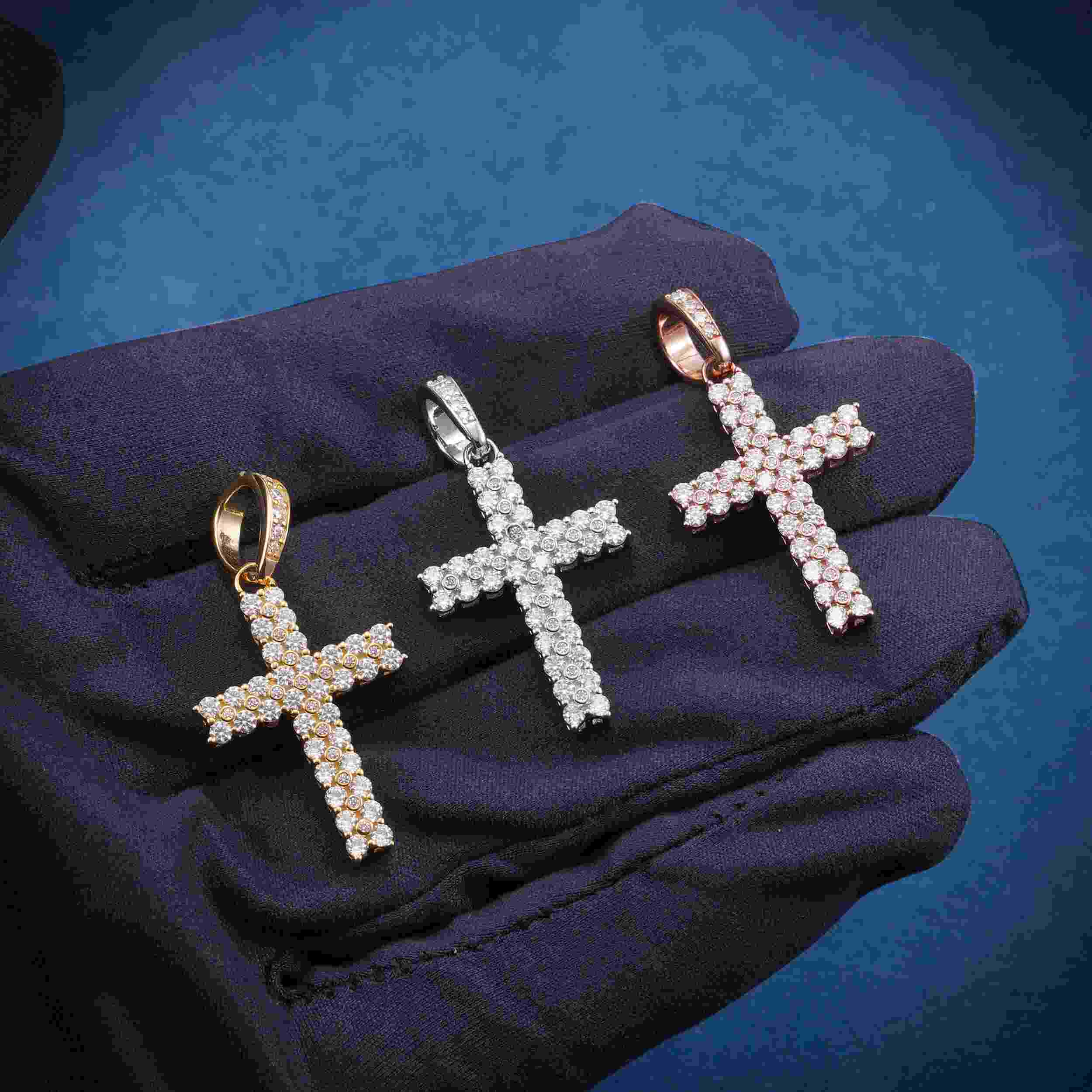 2 Row Moissanite Prong Cross Pendant 14K Gold、mySite、hinf8tx79