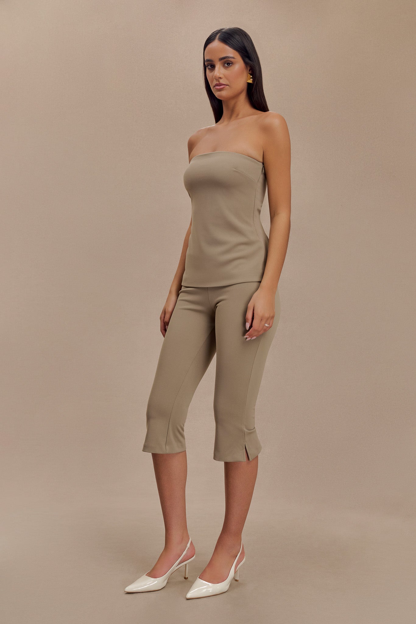 Layla Flared Crepe Capri Pants - Mushroom、mySite、solidvoid