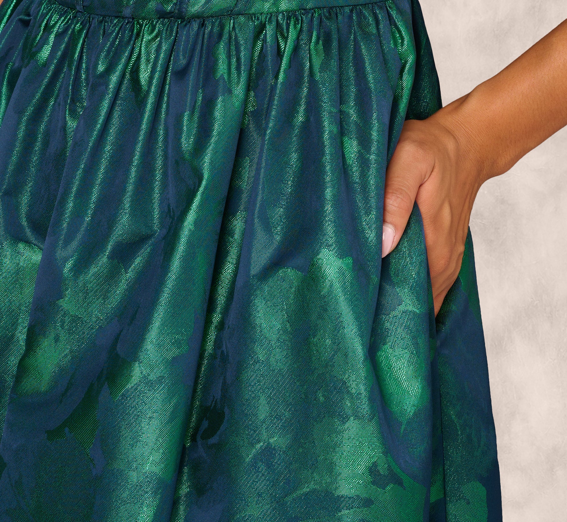 Lame Satin Jacquard Gown With Square Neckline In Dark Ivy、mySite、solidvoid