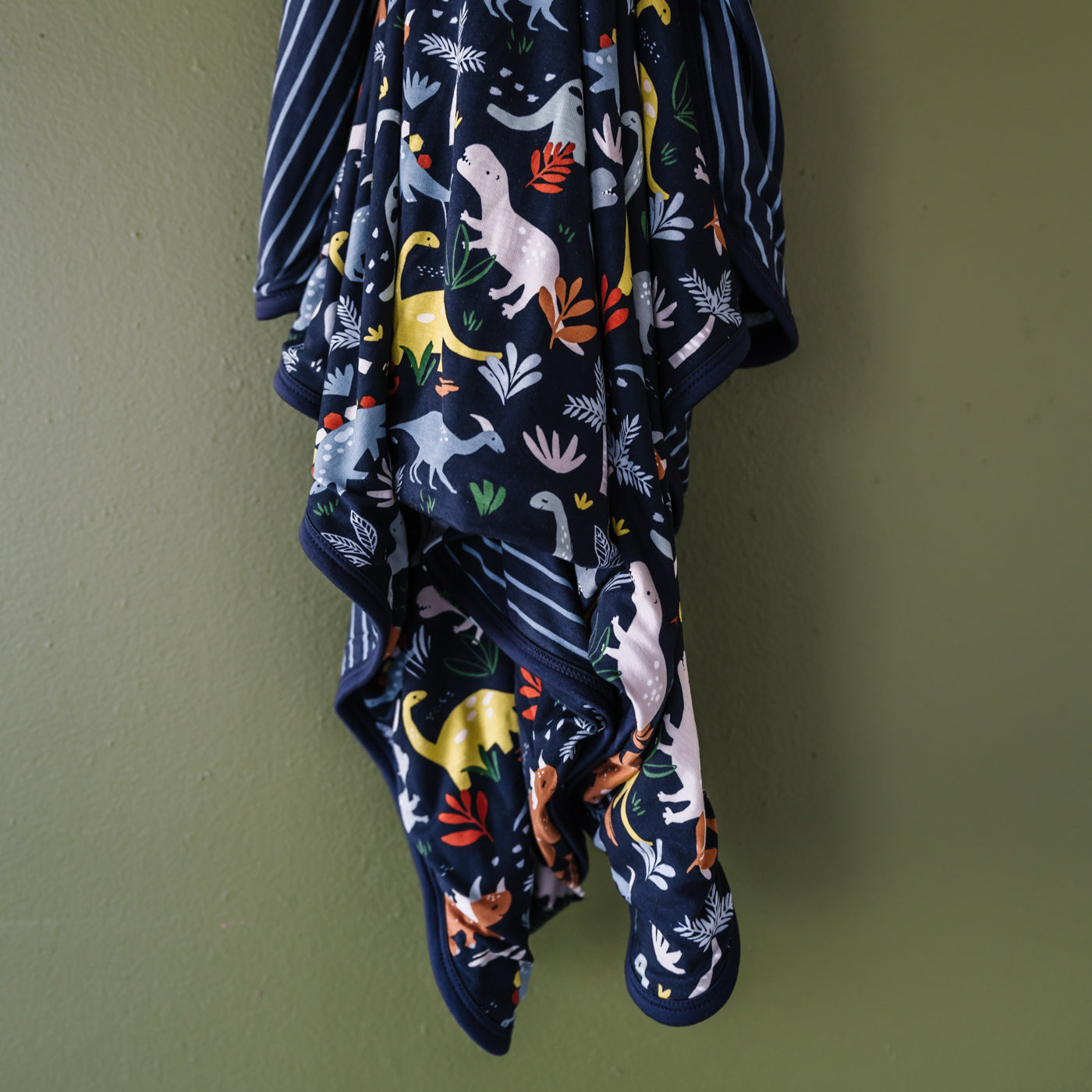 Navy Jurassic Jungle Large Cloud Blanket®、mySite、g9winljtr