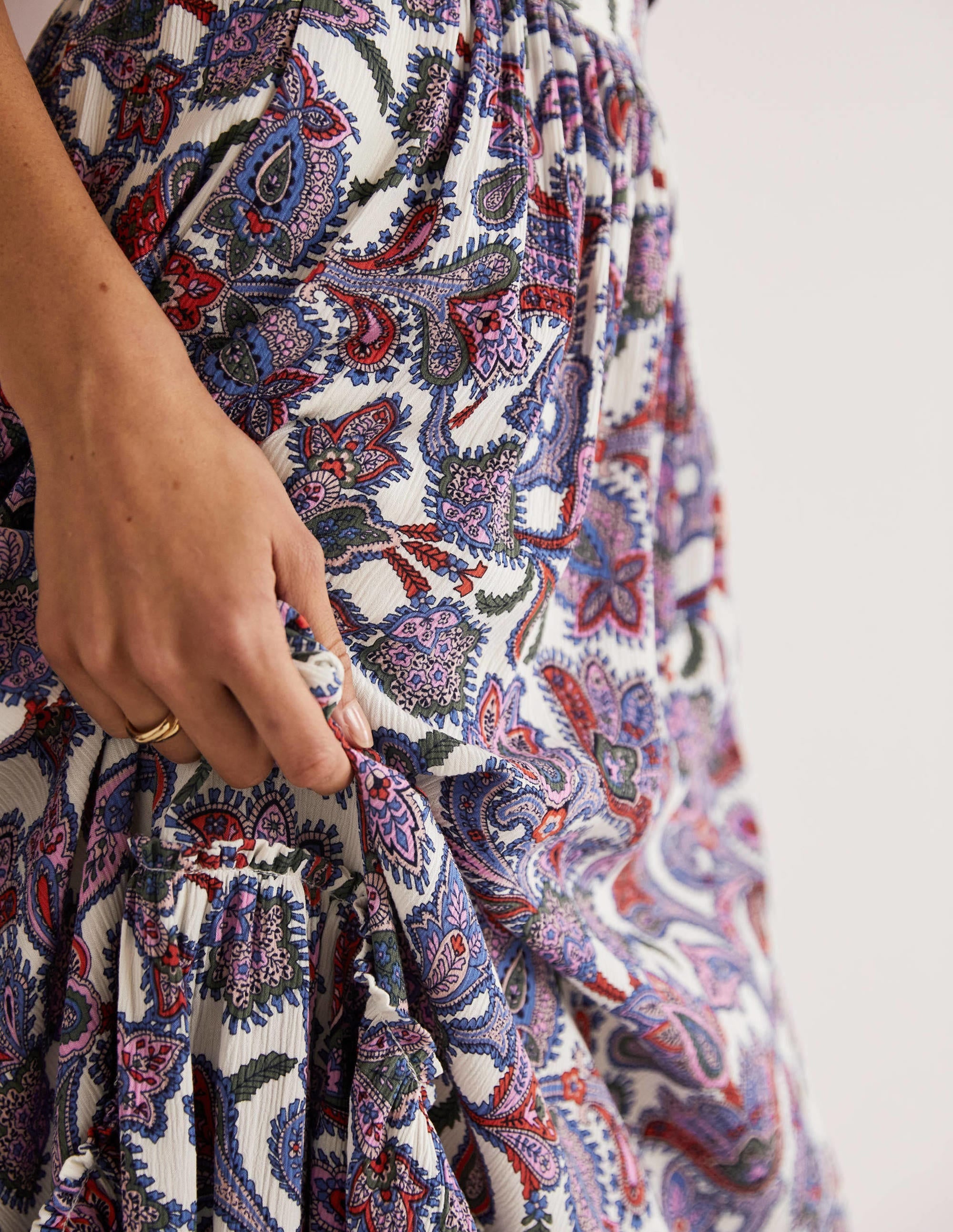 Grace Crinkle Maxi Skirt-Ivory, Paisley Bud、mySite、ashleygrahame