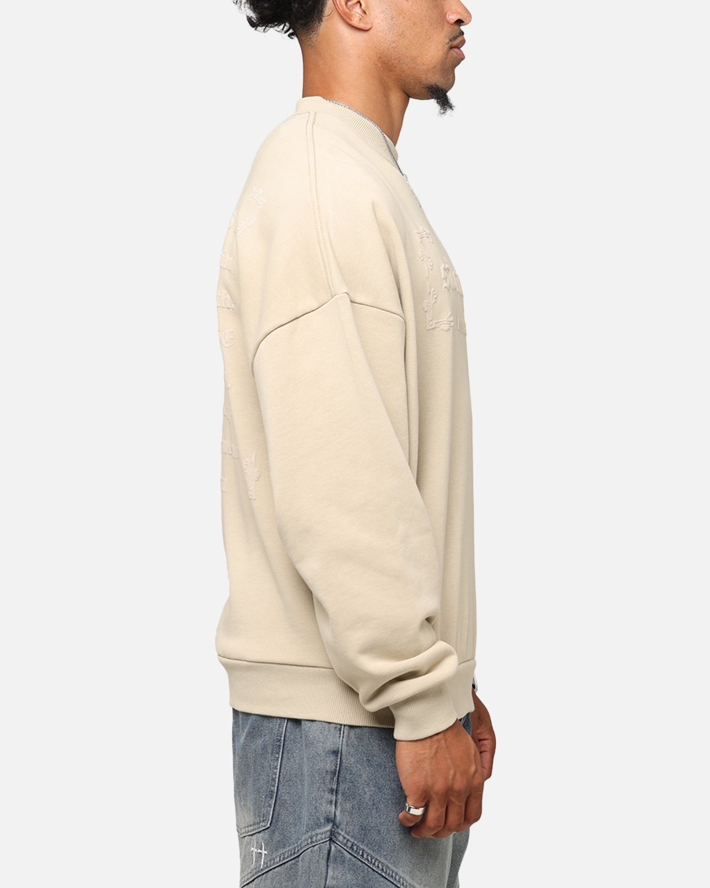 Saint Morta Repentant Heart Crewneck Stone、mySite、zt4zffjzw