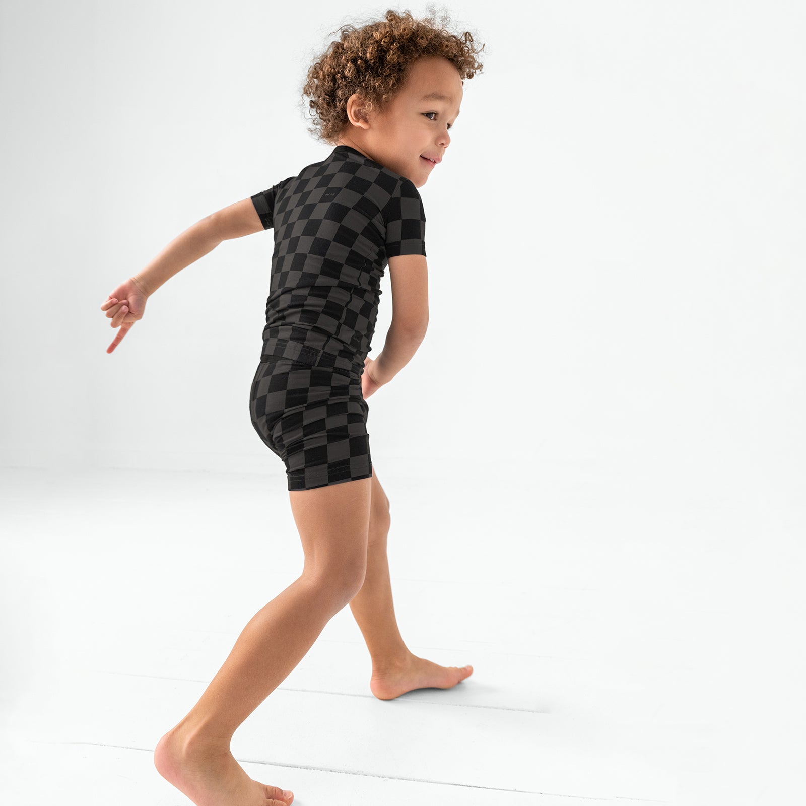 Monochrome Checks Two-Piece Short Sleeve & Shorts Pajama Set、mySite、g9winljtr