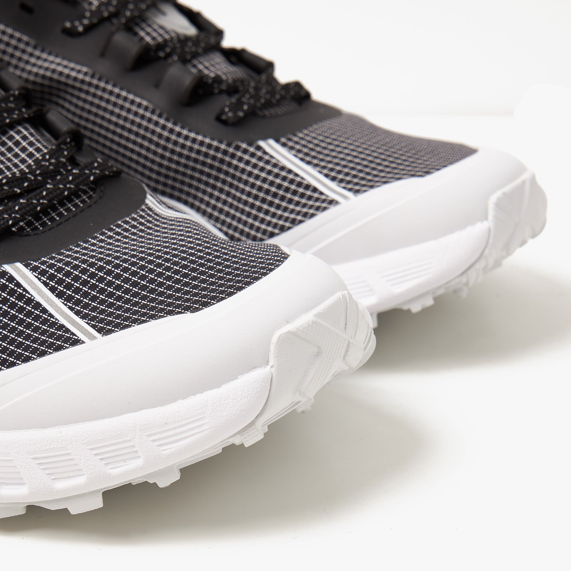  norda 002 / Summit Black、mySite、merchandisen