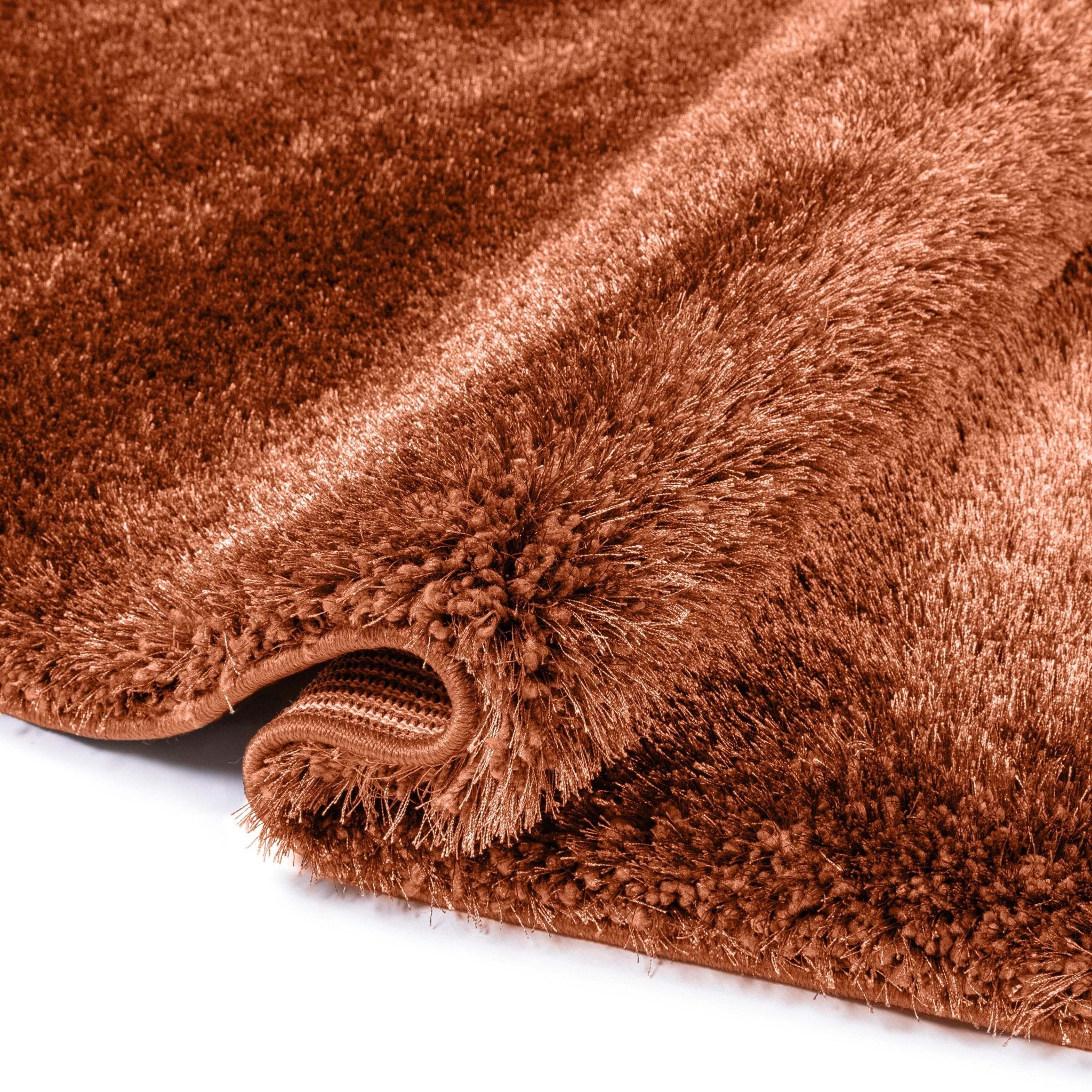 Feather Collection Liza Terracotta Shag Rug – Sparkly, Plush, Minimalist Glam、mySite、gigharbornorthrealestate