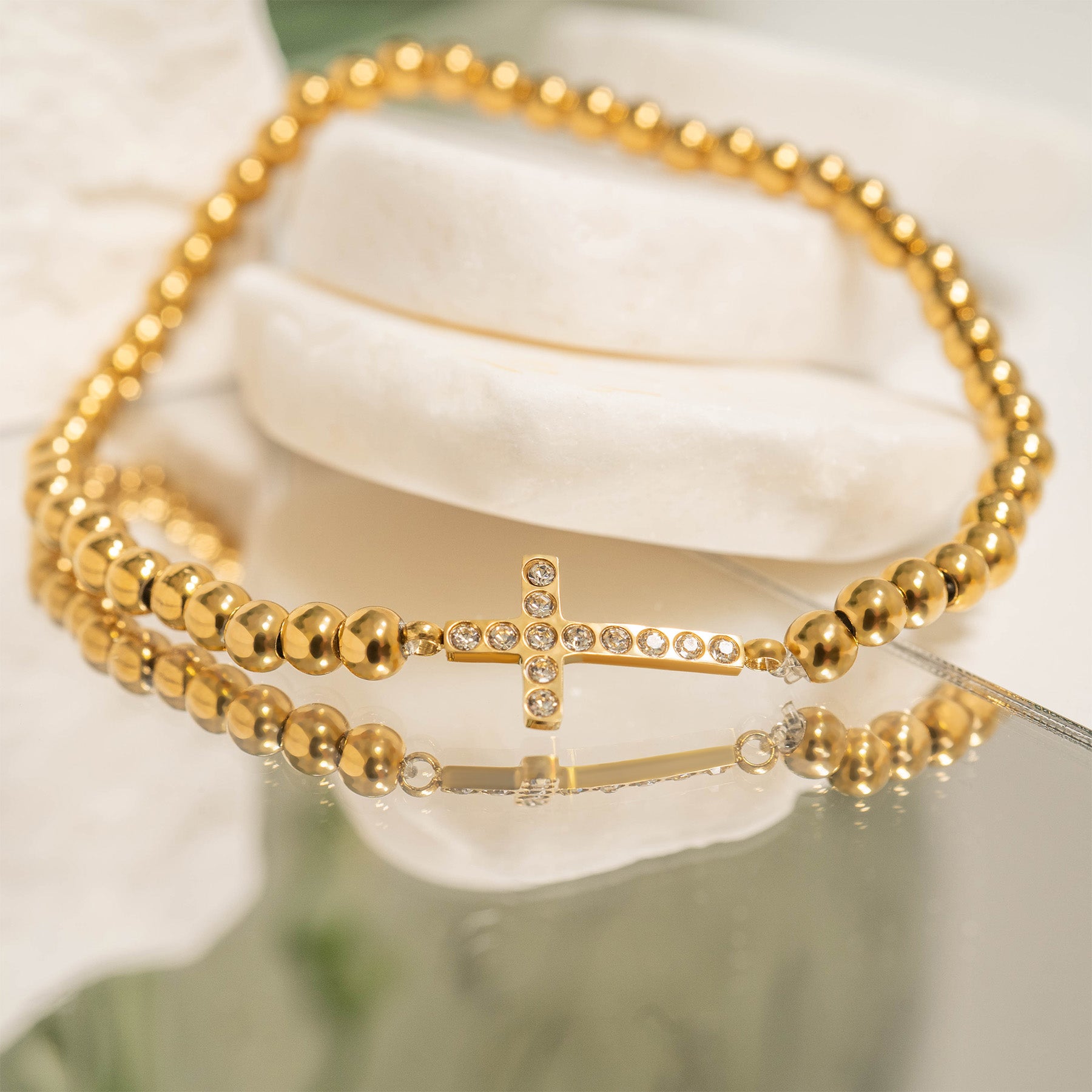 18K Gold PVD Stainless Steel Stone Cross Metal Beaded Stretch Bracelet / BRJ1019、mySite、dreamappss