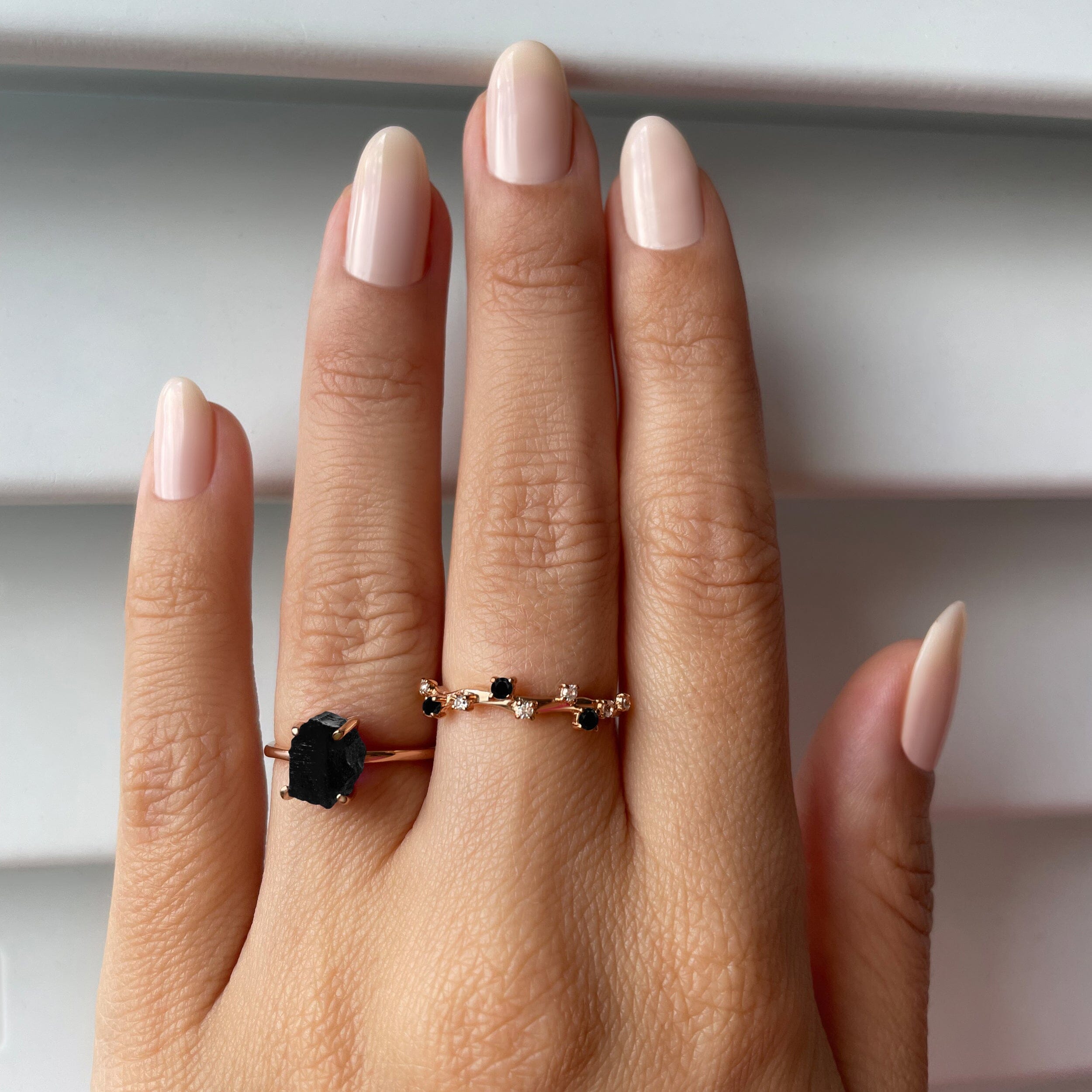 Petite Black Obsidian Ring & Black Onyx Stardust Band、mySite、hinf8tx79