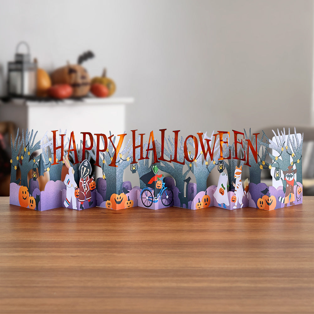 Happy Halloween Trick-or-Treat Loooooong Card™ (Expands to 2 feet)、mySite、solidvoid