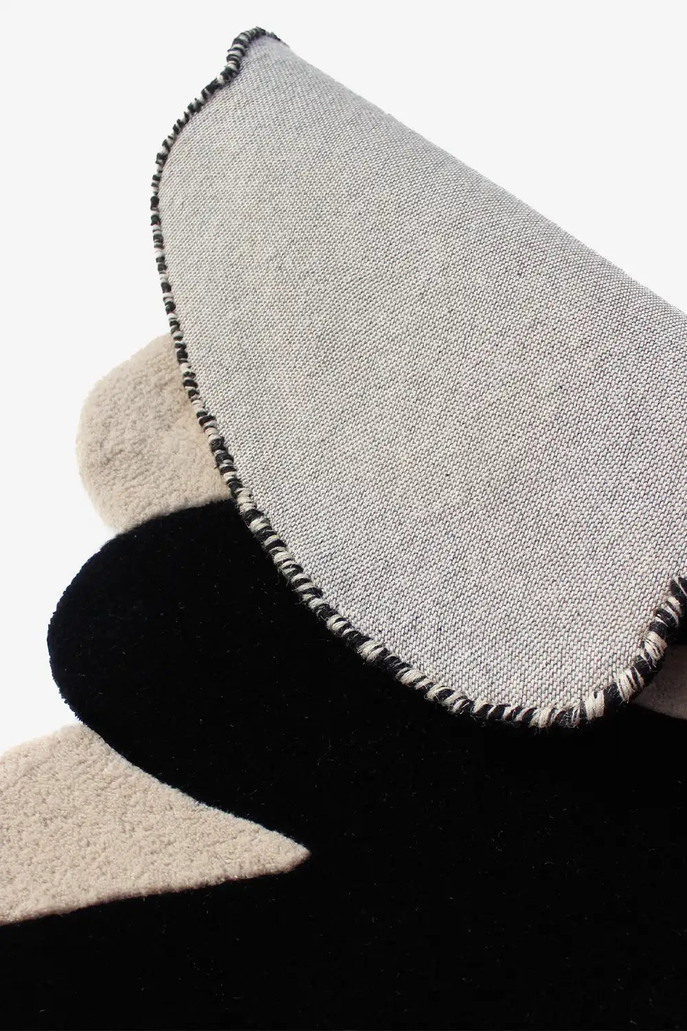 Wavy Zig Zag Hand Tufted Wool Rug、mySite、gigharbornorthrealestate