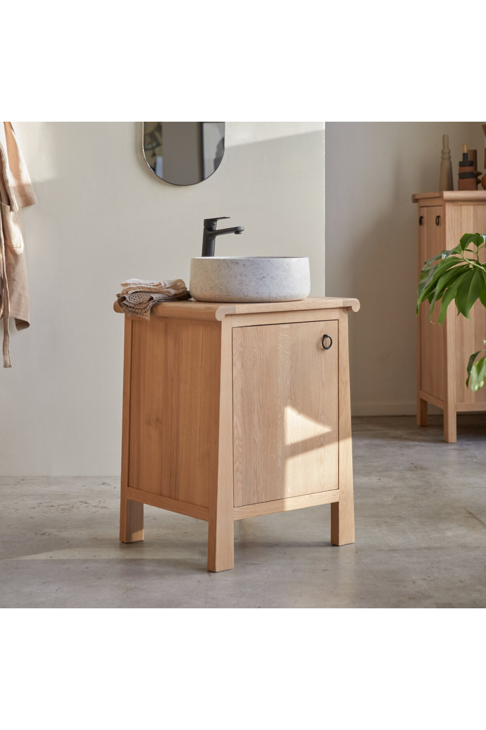 Solid Oak Vanity Unit | Tikamoon Volute、mySite、neckold
