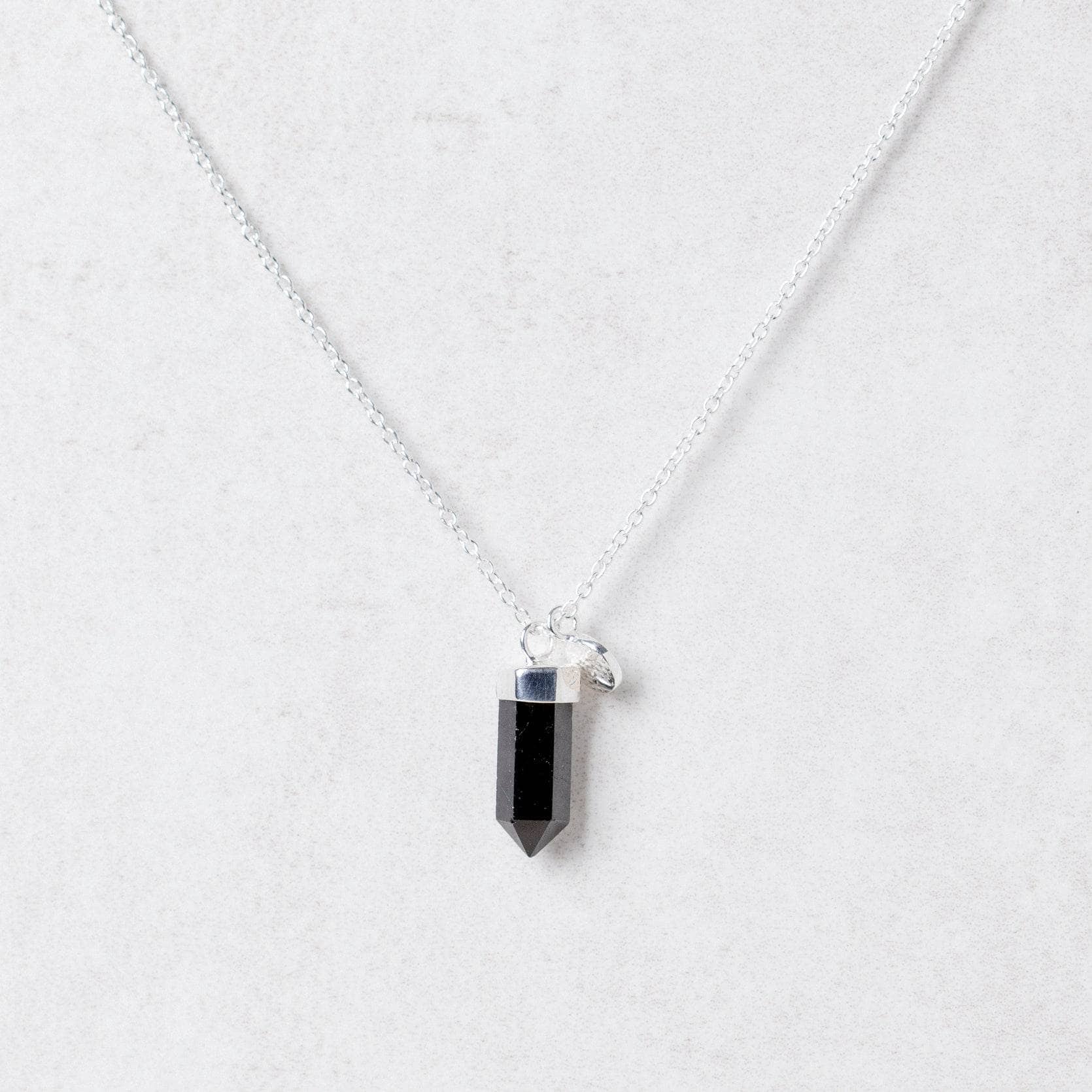 Delicate Black Tourmaline Crystal Point Necklace、mySite、hinf8tx79