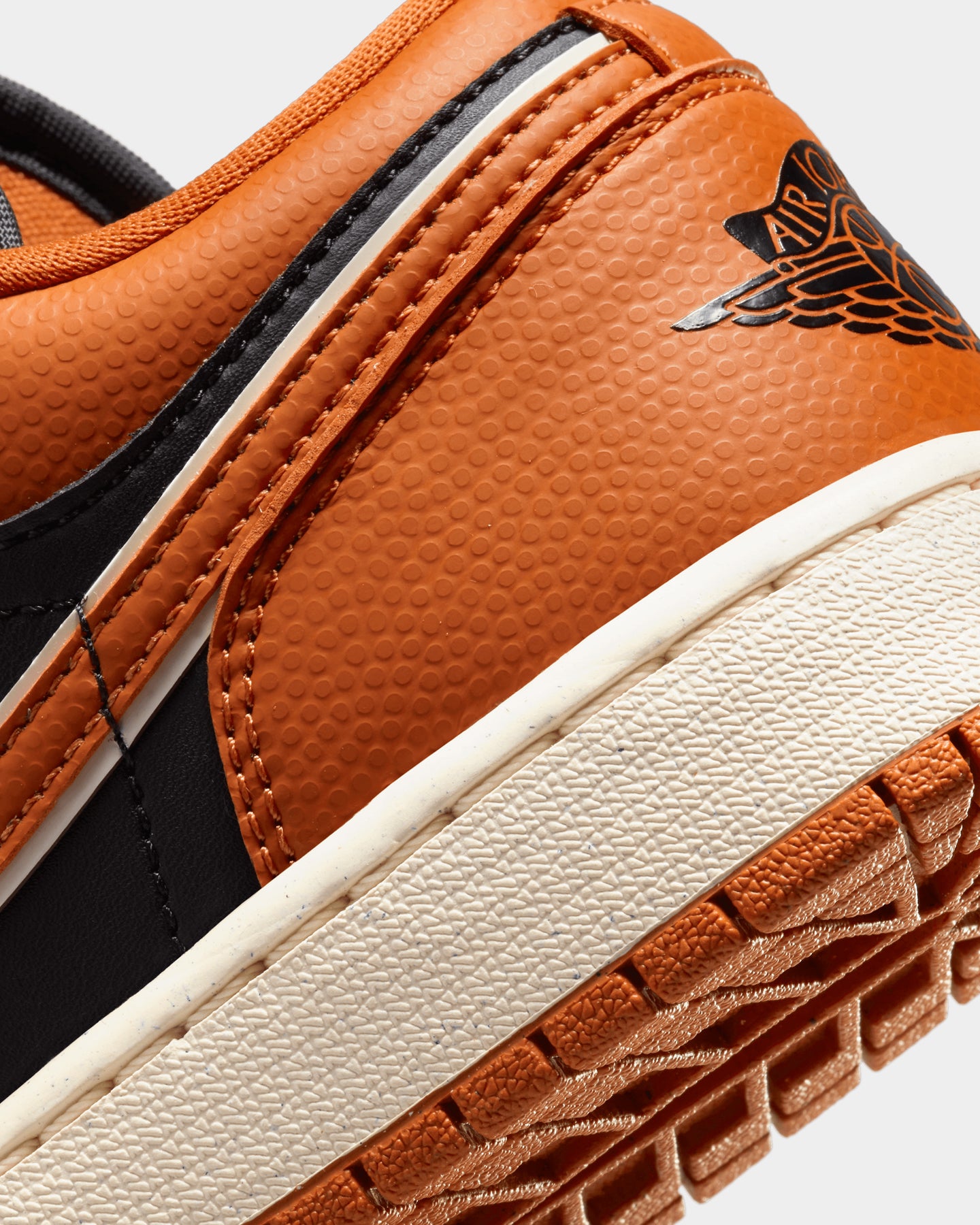 Jordan Women's Air Jordan 1 Low SE Sport Spice/Black、mySite、zt4zffjzw