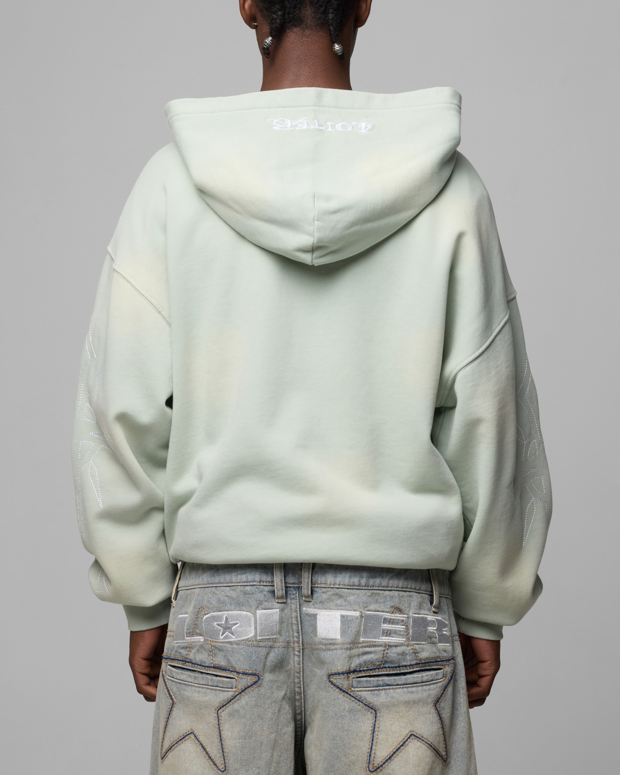 {product_title} - {shop_name}