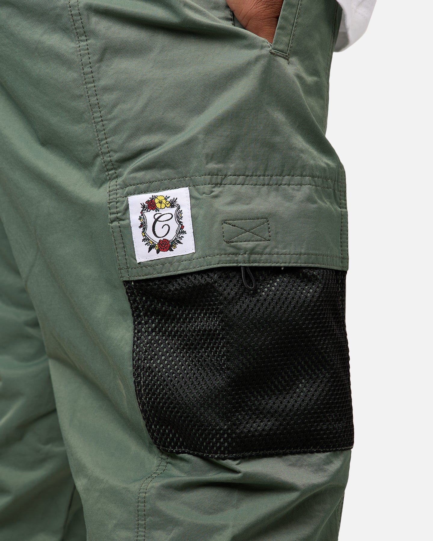 {product_title} - {shop_name}