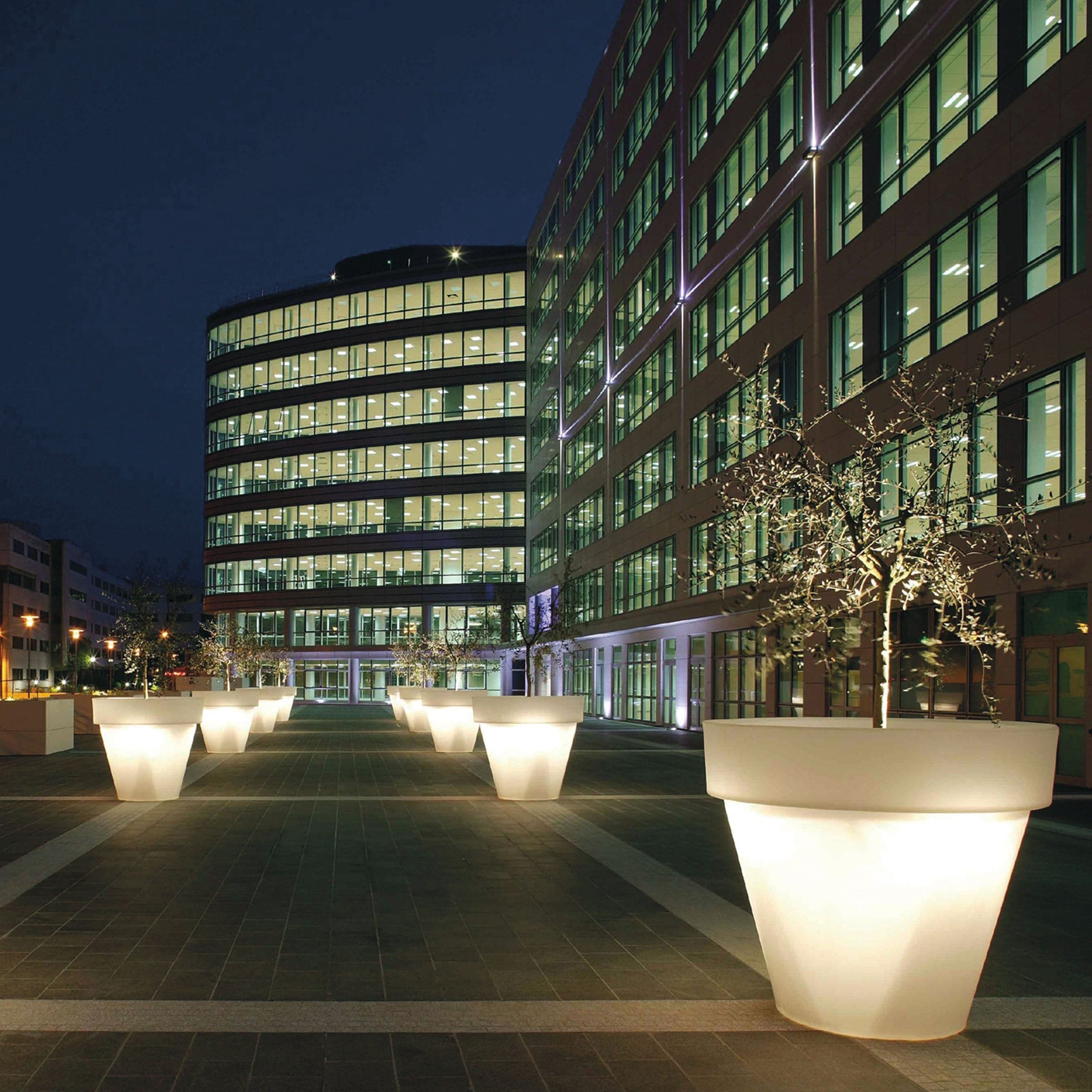 Outdoor Vase VAS FAMILY & BIG BO with Light by Luisa Bocchietto for Serralunga、mySite、neckold