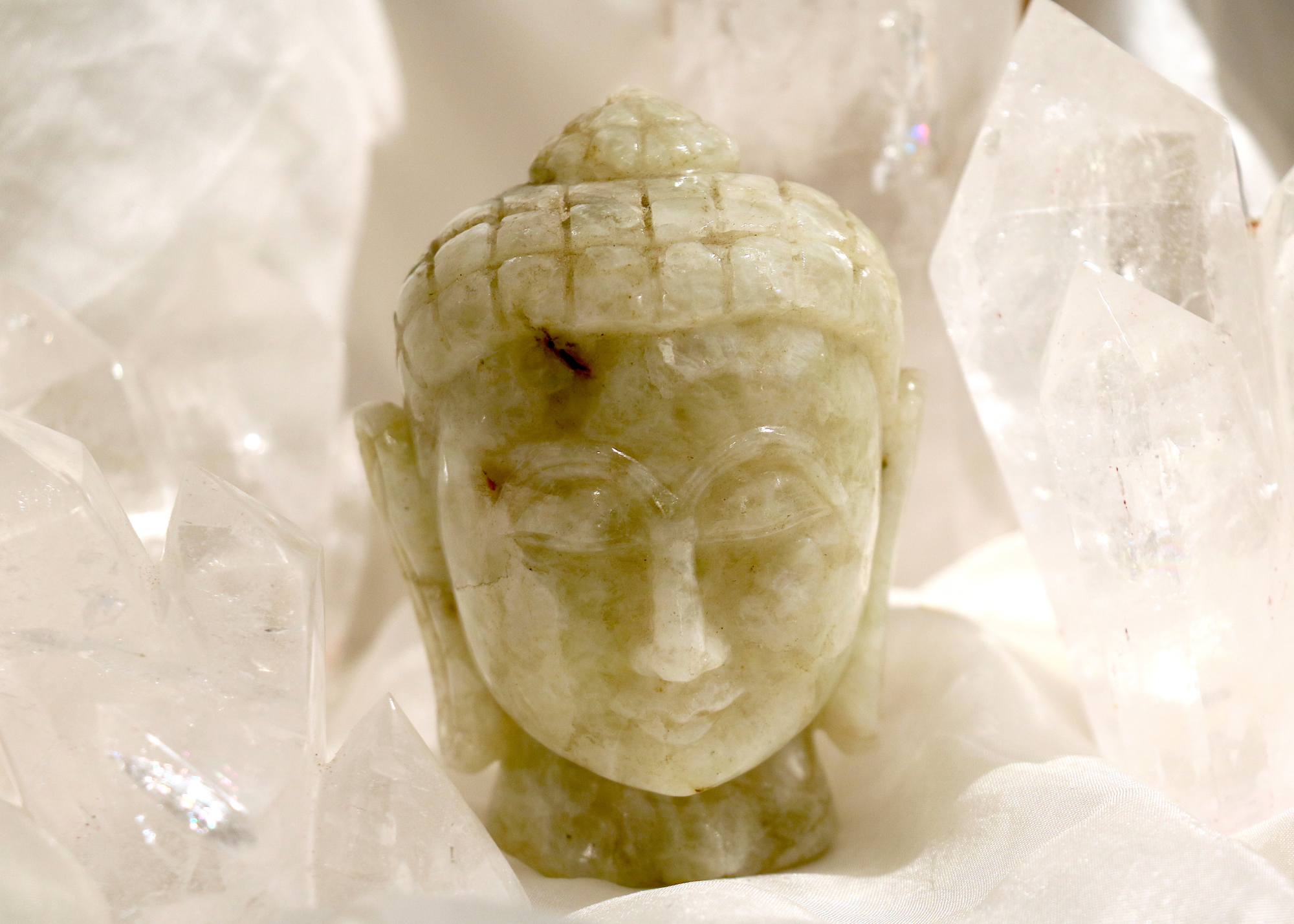 Buddha Head - Rainbow Moonstone (Small, 9.5cm)、mySite、topwebapps