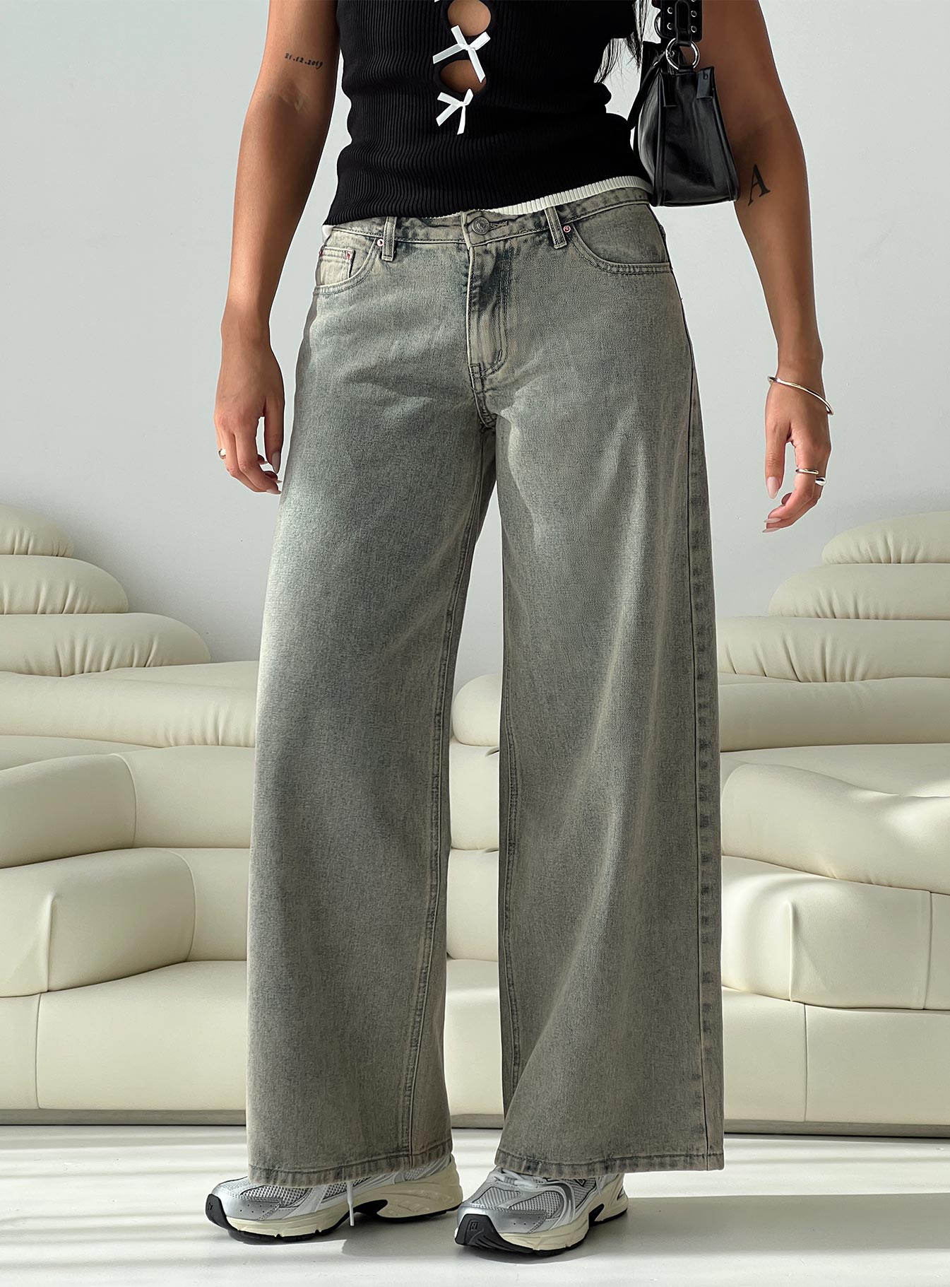 Jaycee Low Rise Wide Leg Jeans Antique Wash、mySite、solidvoid