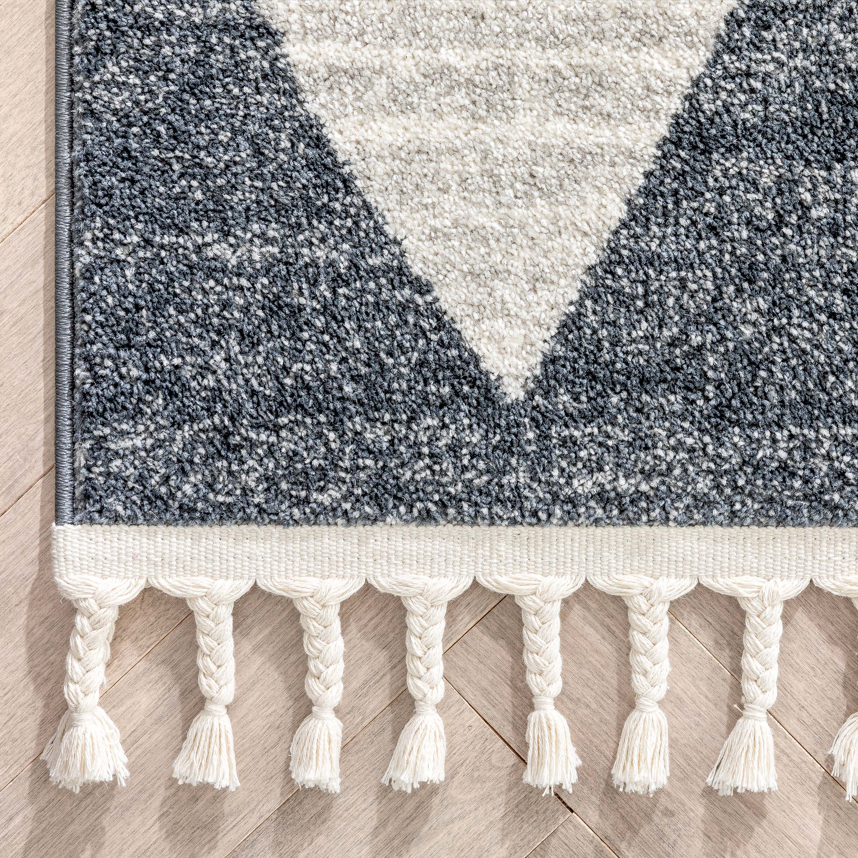 Triangles Modern Geometric Pattern Grey Kids Rug、mySite、gigharbornorthrealestate