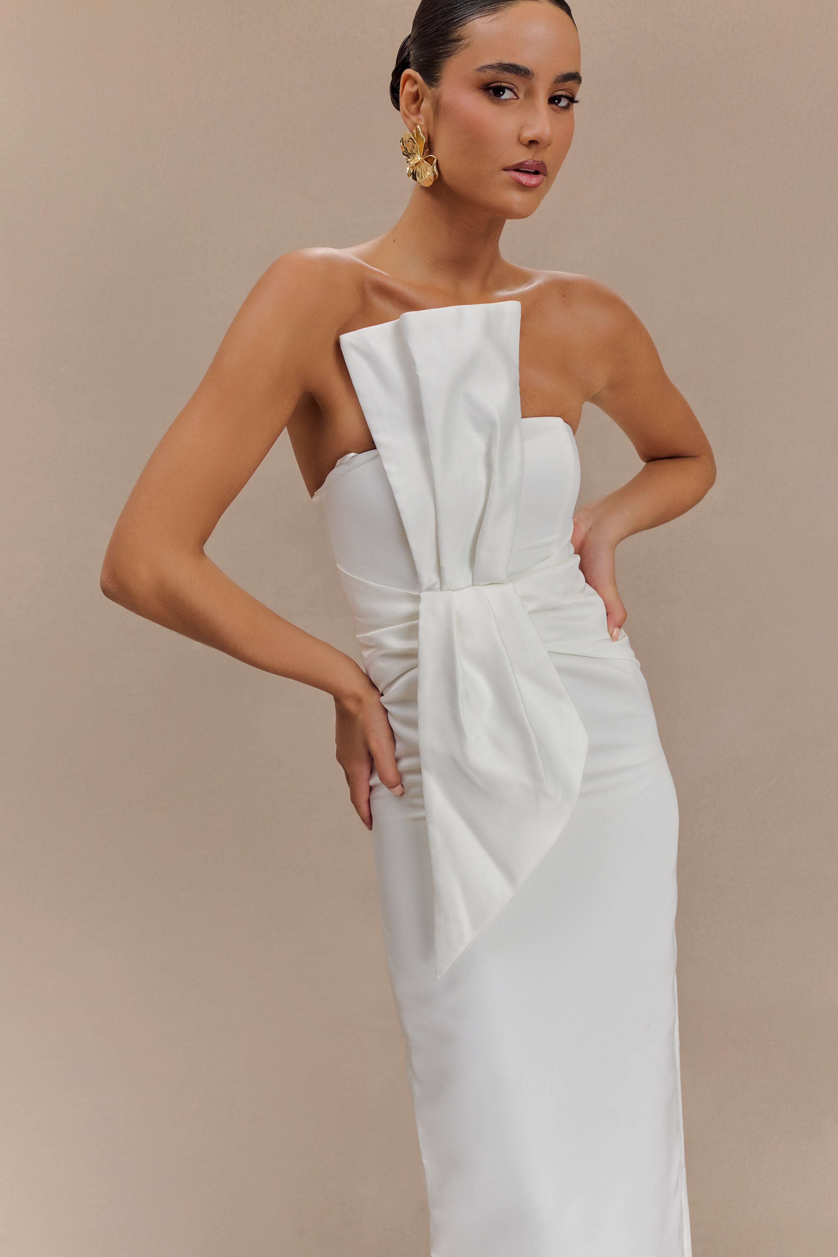Cyrill Strapless Satin Structured Maxi Dress - White、mySite、solidvoid
