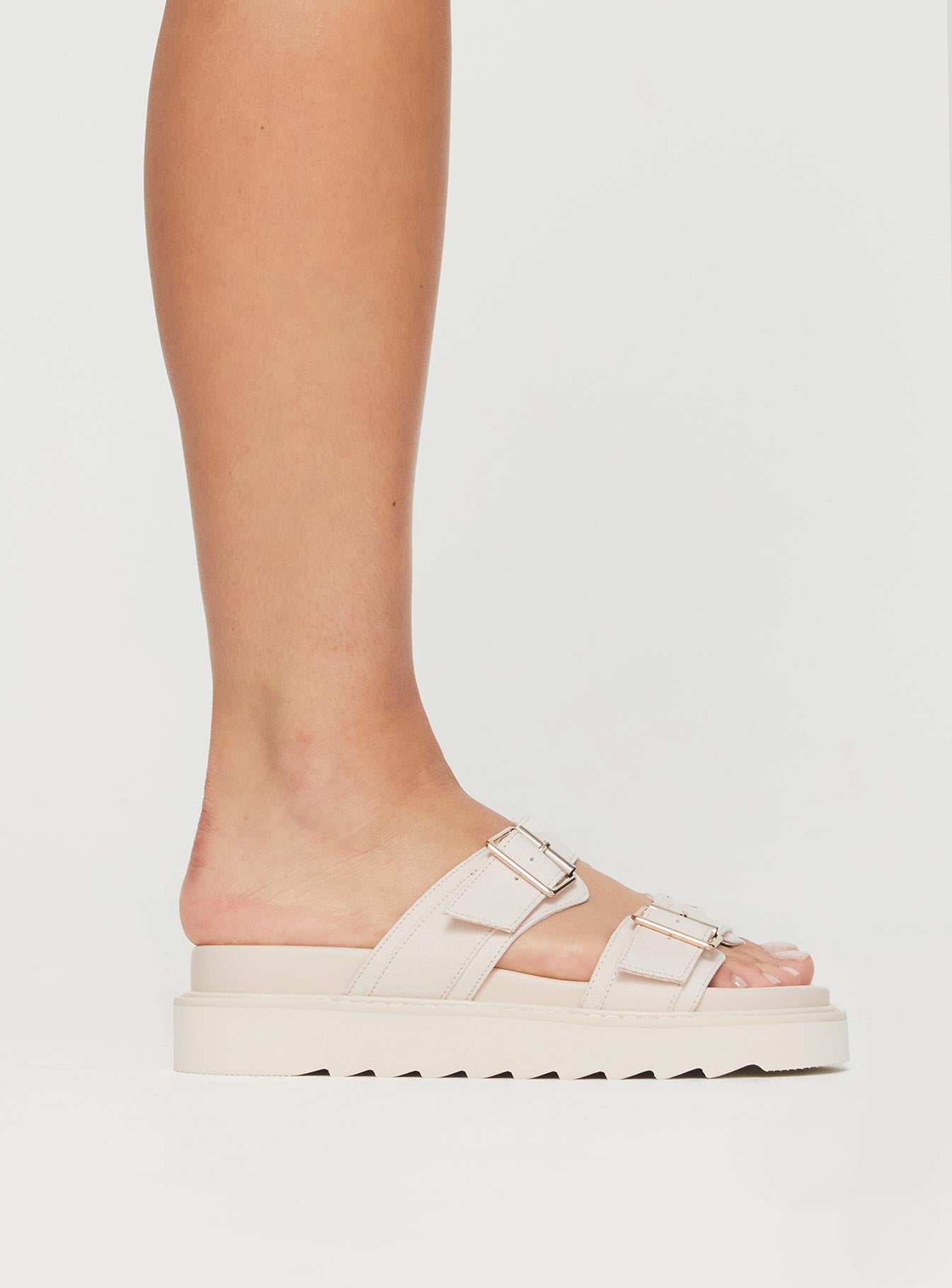 Ma Belle Sandals Cream Faux Suede、mySite、solidvoid